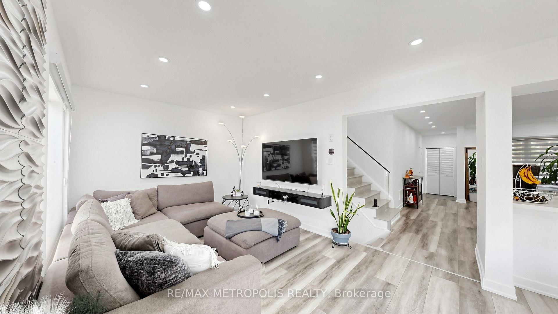 Photo 5 of 75 Willet Terrace, Milton, Harrison — HOMEH