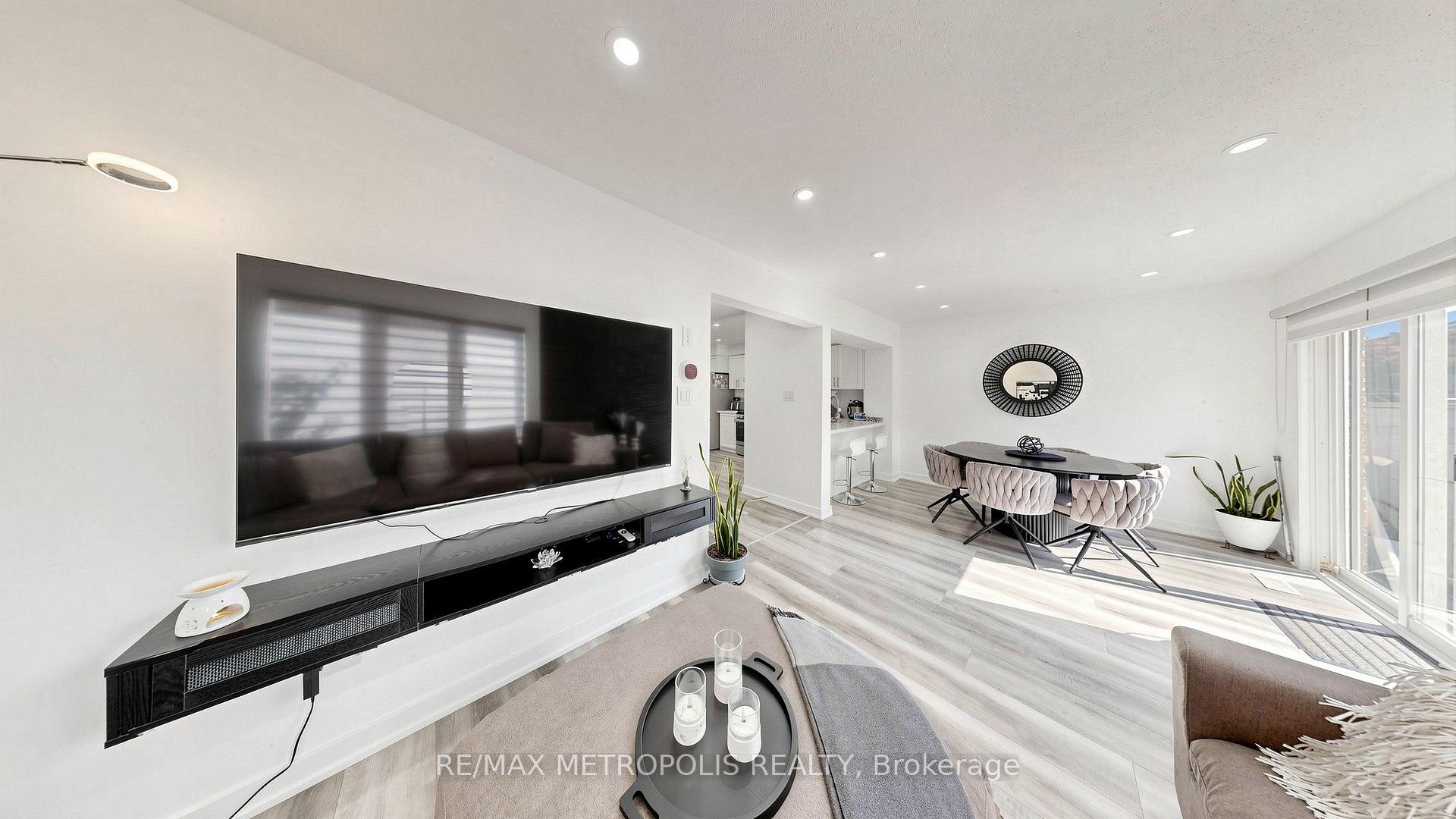 Photo 6 of 75 Willet Terrace, Milton, Harrison — HOMEH