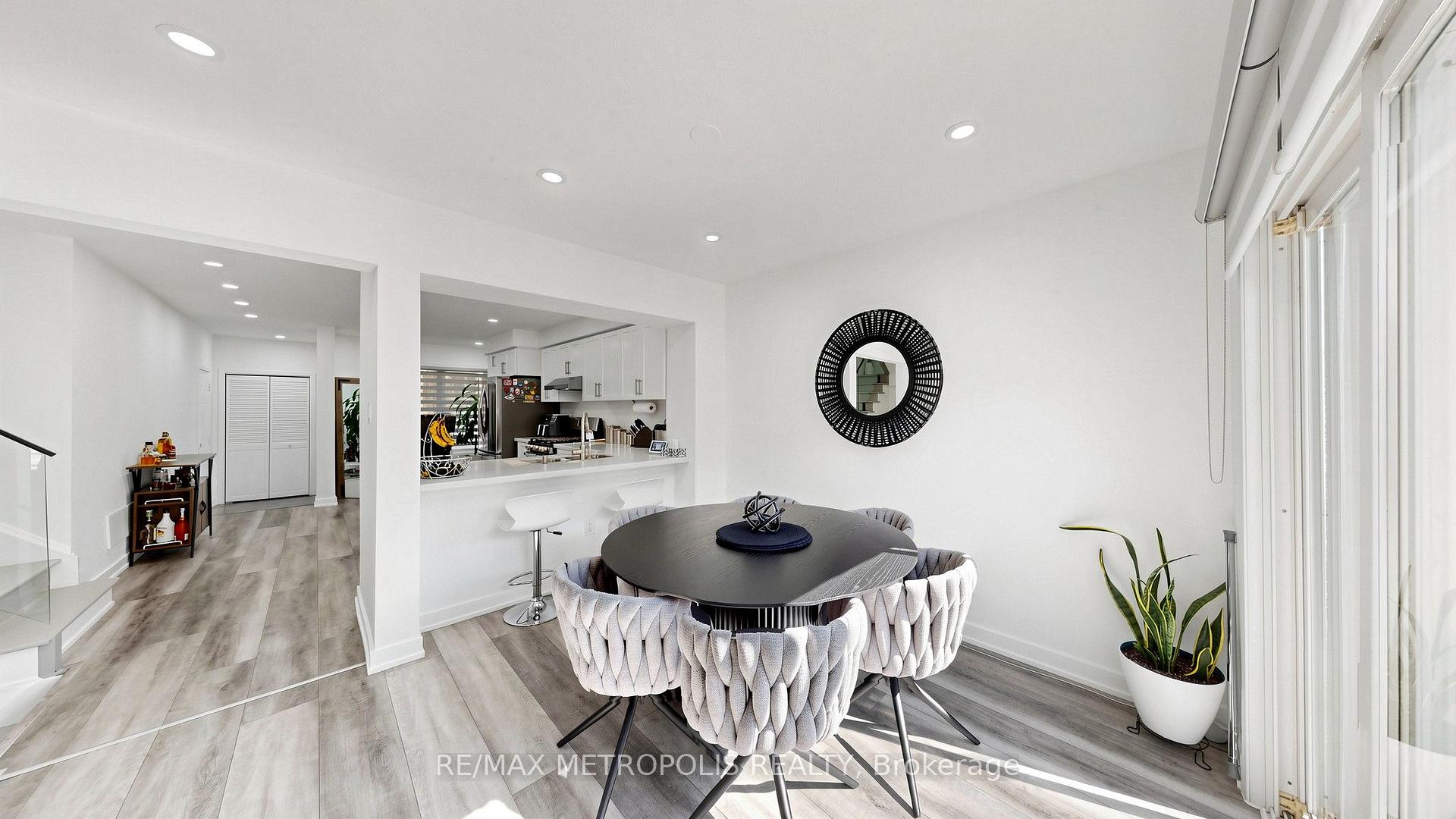 Photo 10 of 75 Willet Terrace, Milton, Harrison — HOMEH