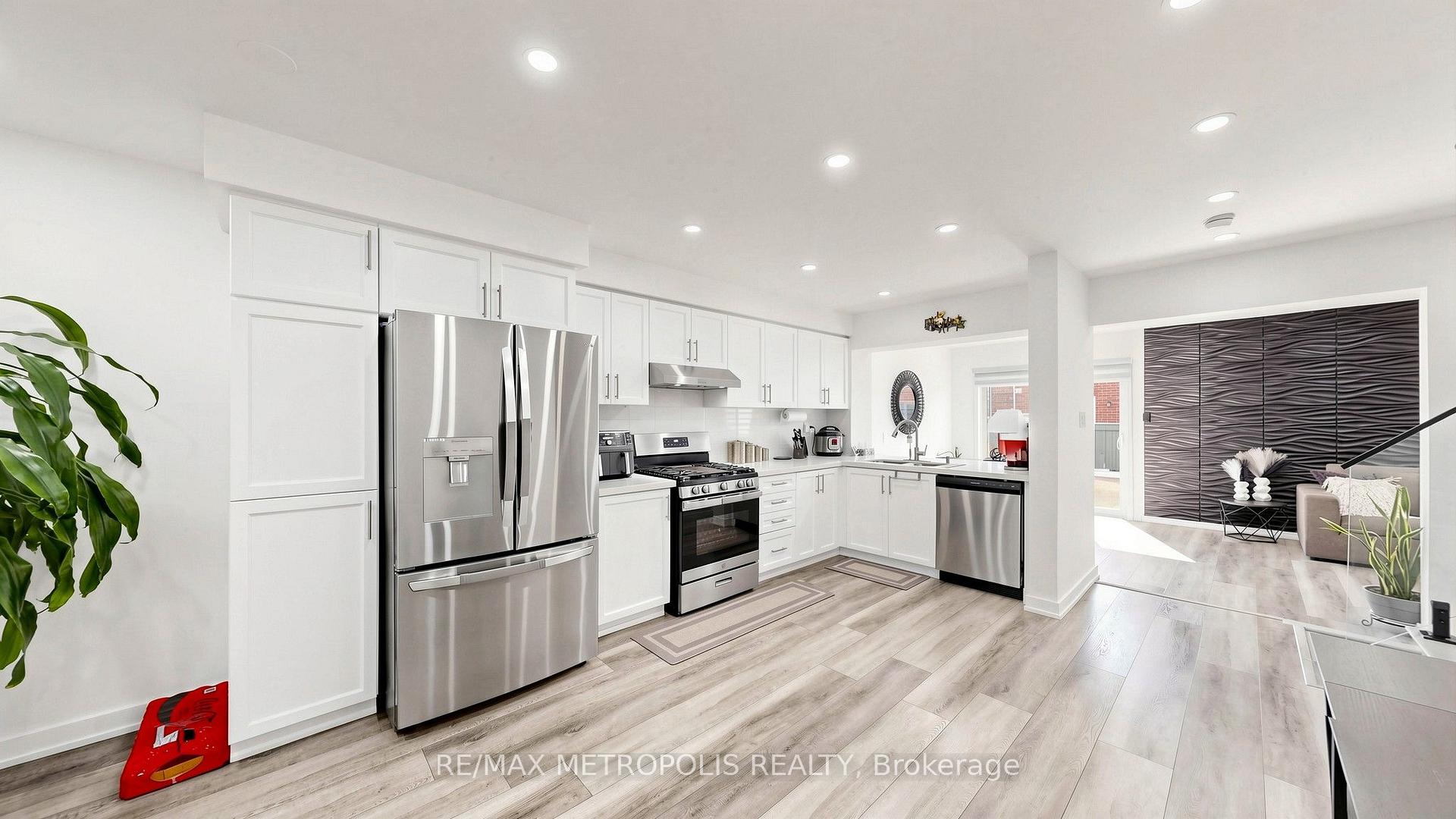 Photo 13 of 75 Willet Terrace, Milton, Harrison — HOMEH