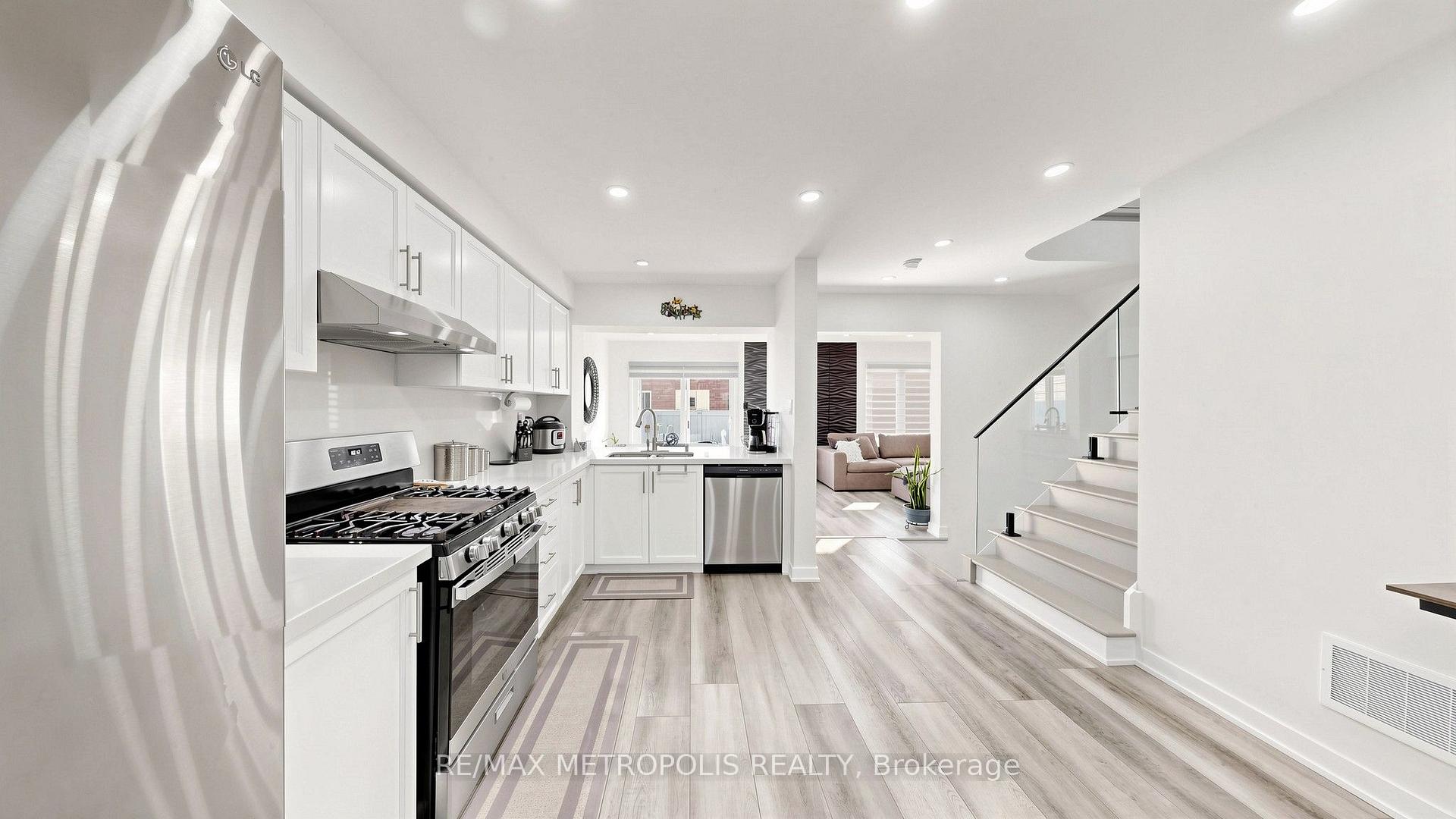 Photo 16 of 75 Willet Terrace, Milton, Harrison — HOMEH