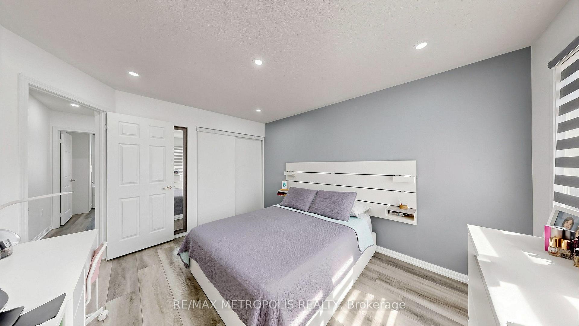 Photo 23 of 75 Willet Terrace, Milton, Harrison — HOMEH