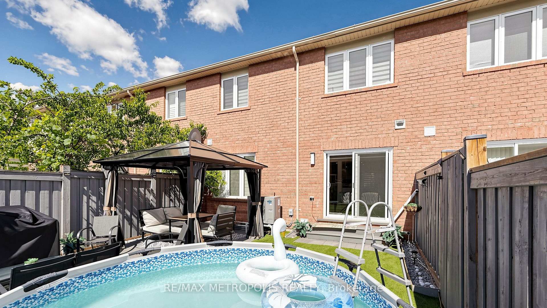 Photo 48 of 75 Willet Terrace, Milton, Harrison — HOMEH
