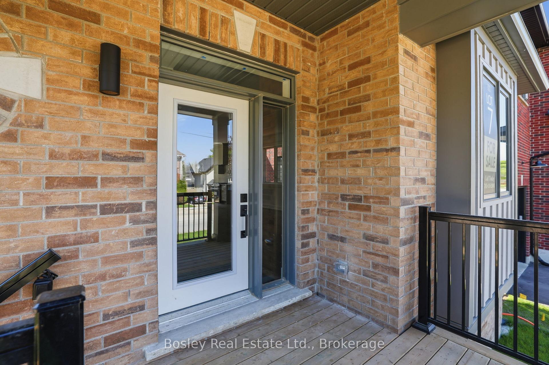 Photo 5 of 125 Sixth Street, Collingwood — HOMEH