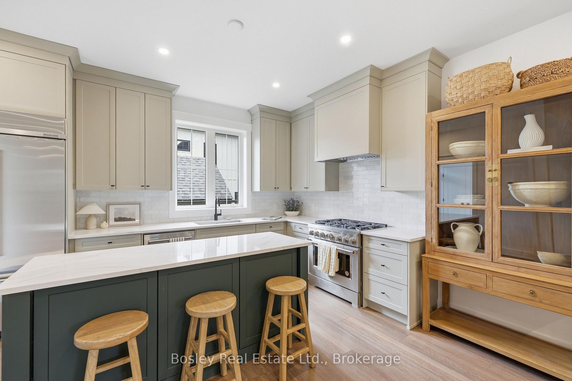 Photo 13 of 125 Sixth Street, Collingwood — HOMEH