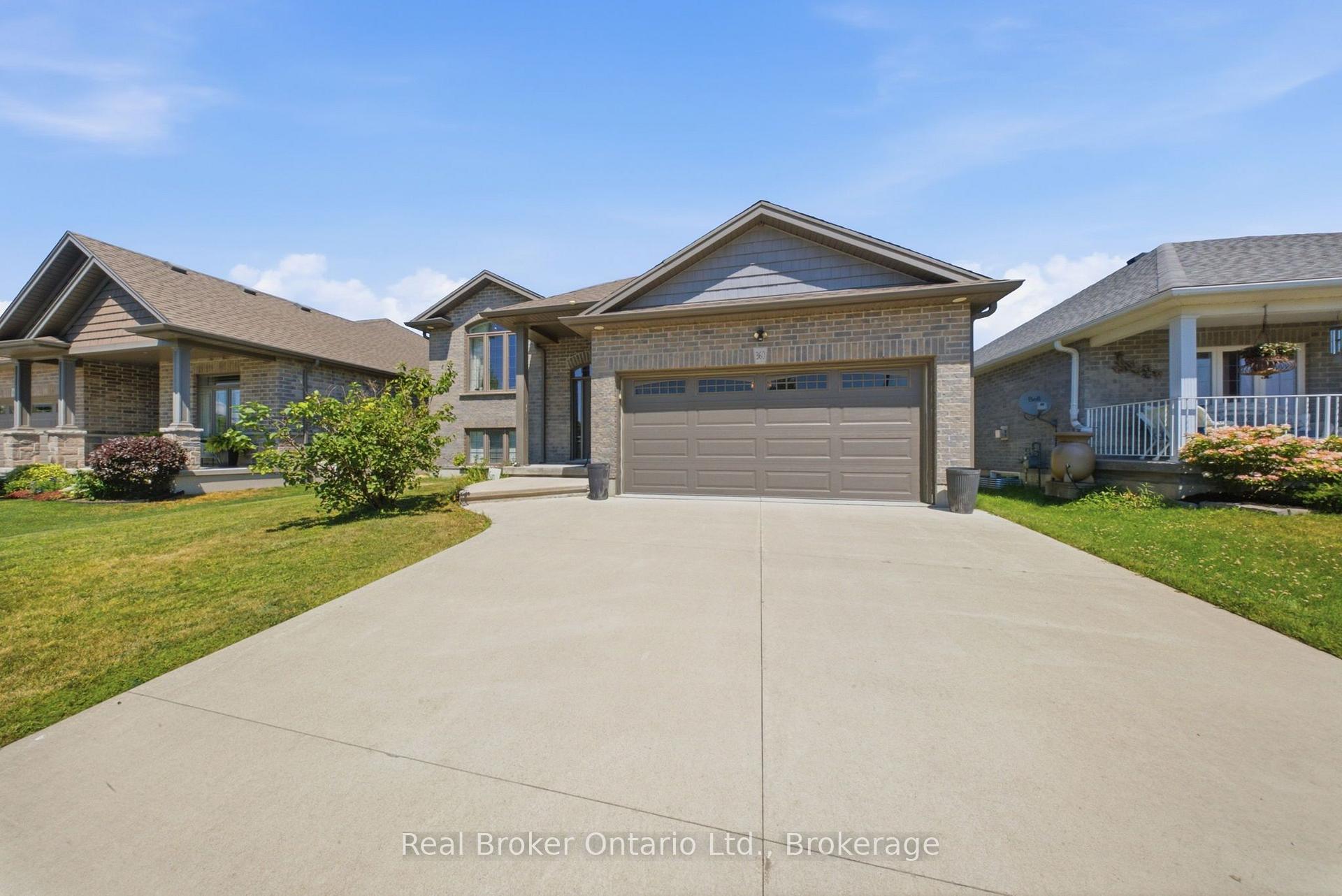 Photo 2 of 360 Dover Avenue, Norfolk, Port Dover — HOMEH