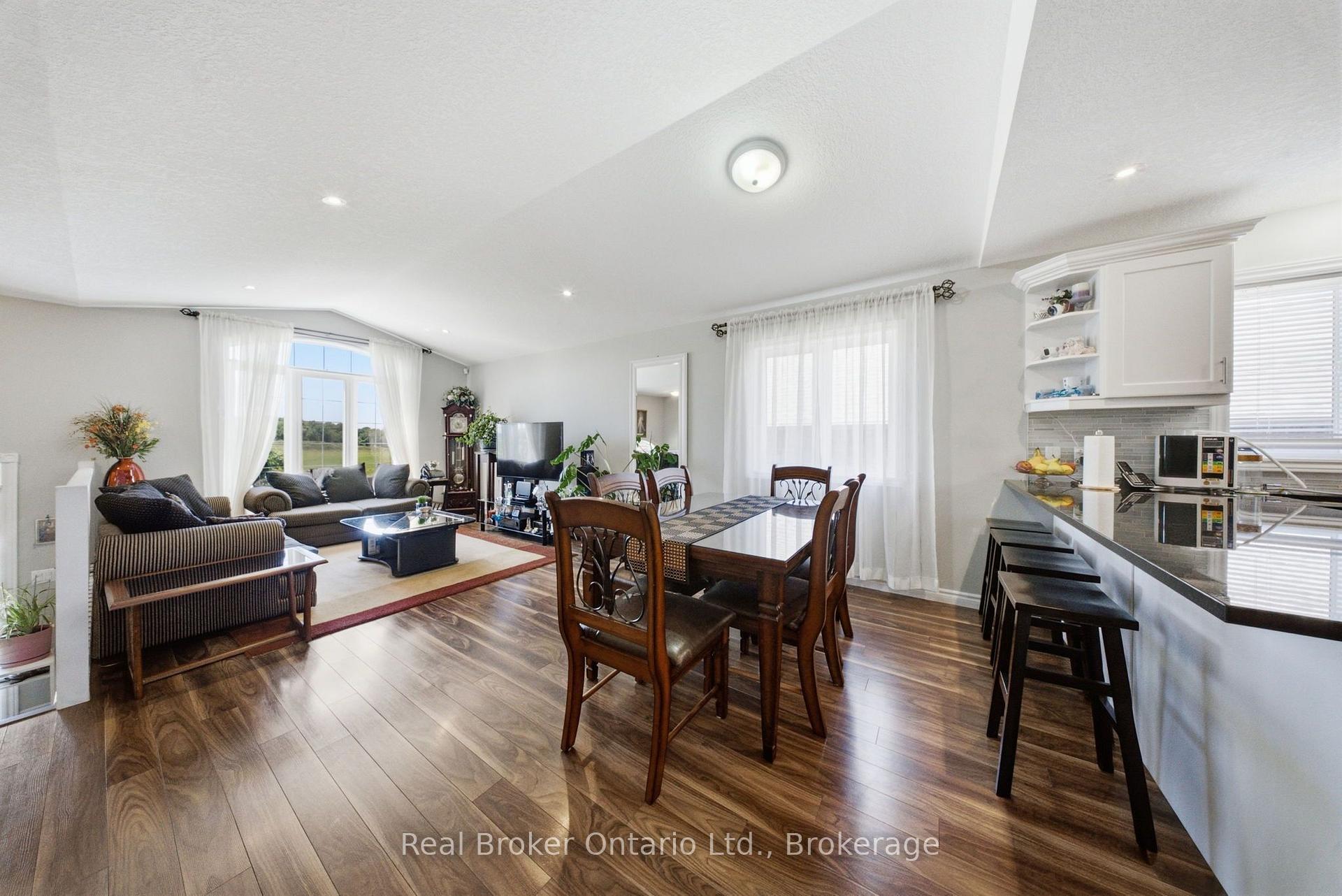Photo 11 of 360 Dover Avenue, Norfolk, Port Dover — HOMEH