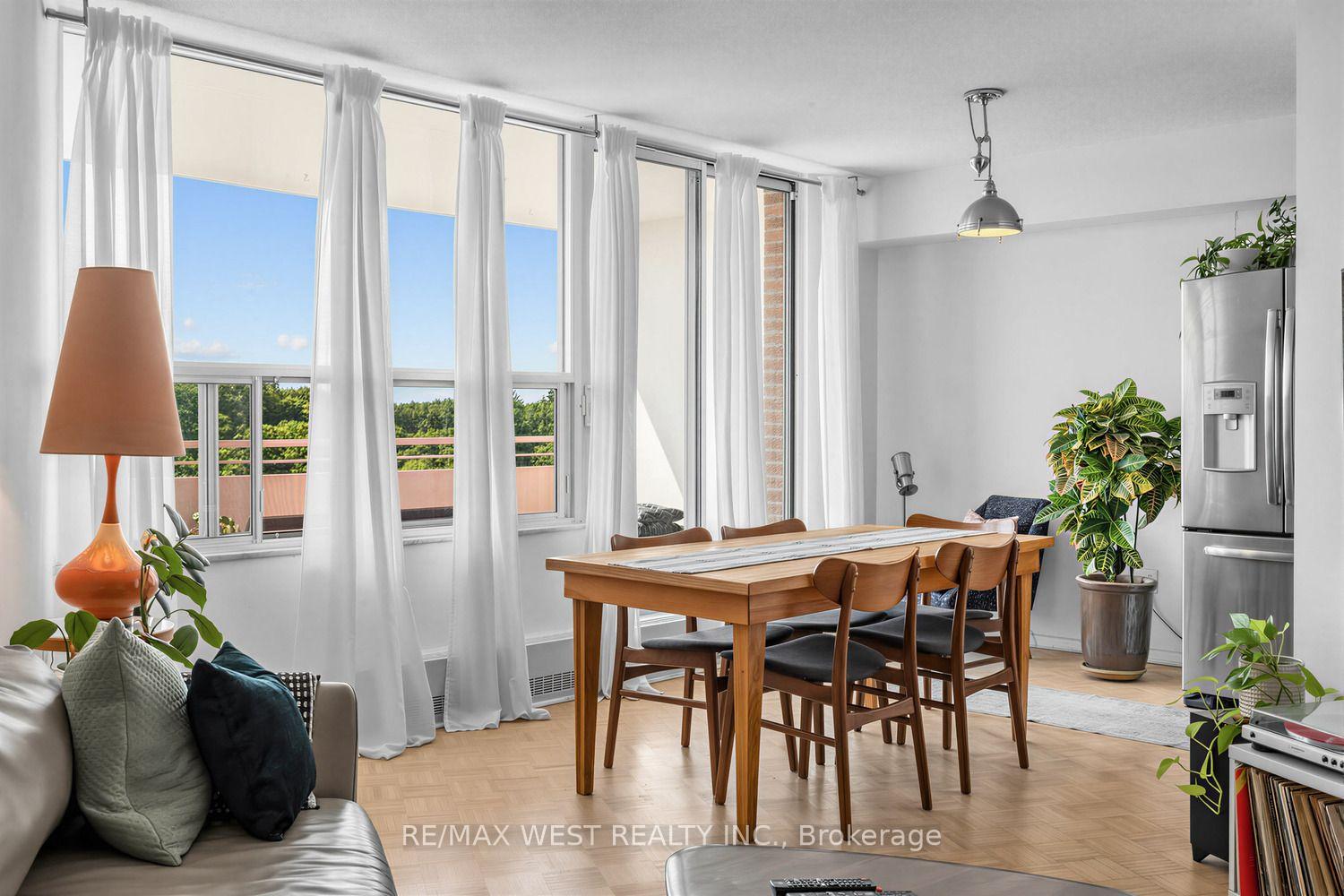 Photo 13 of Unit 805, 60 Pavane Linkway, Toronto, Flemingdon Park — HOMEH