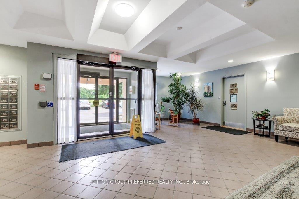 Photo 2 of Unit 202, 860 Commissioners Road E, London, South H — HOMEH