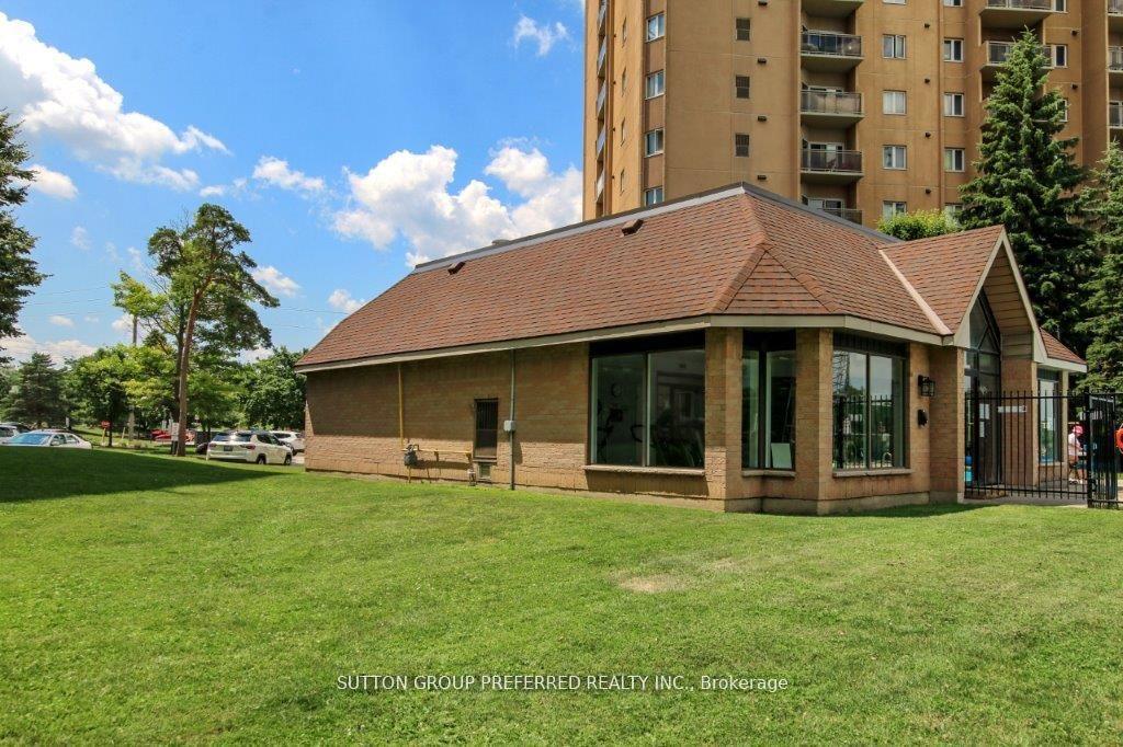 Photo 4 of Unit 202, 860 Commissioners Road E, London, South H — HOMEH