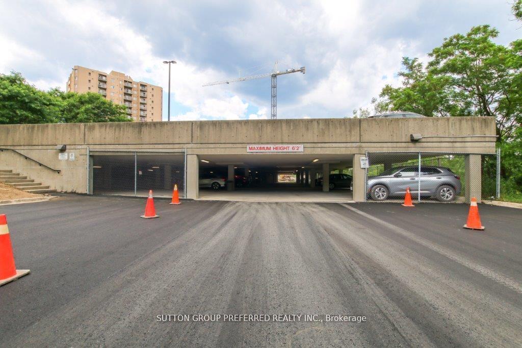 Photo 10 of Unit 202, 860 Commissioners Road E, London, South H — HOMEH