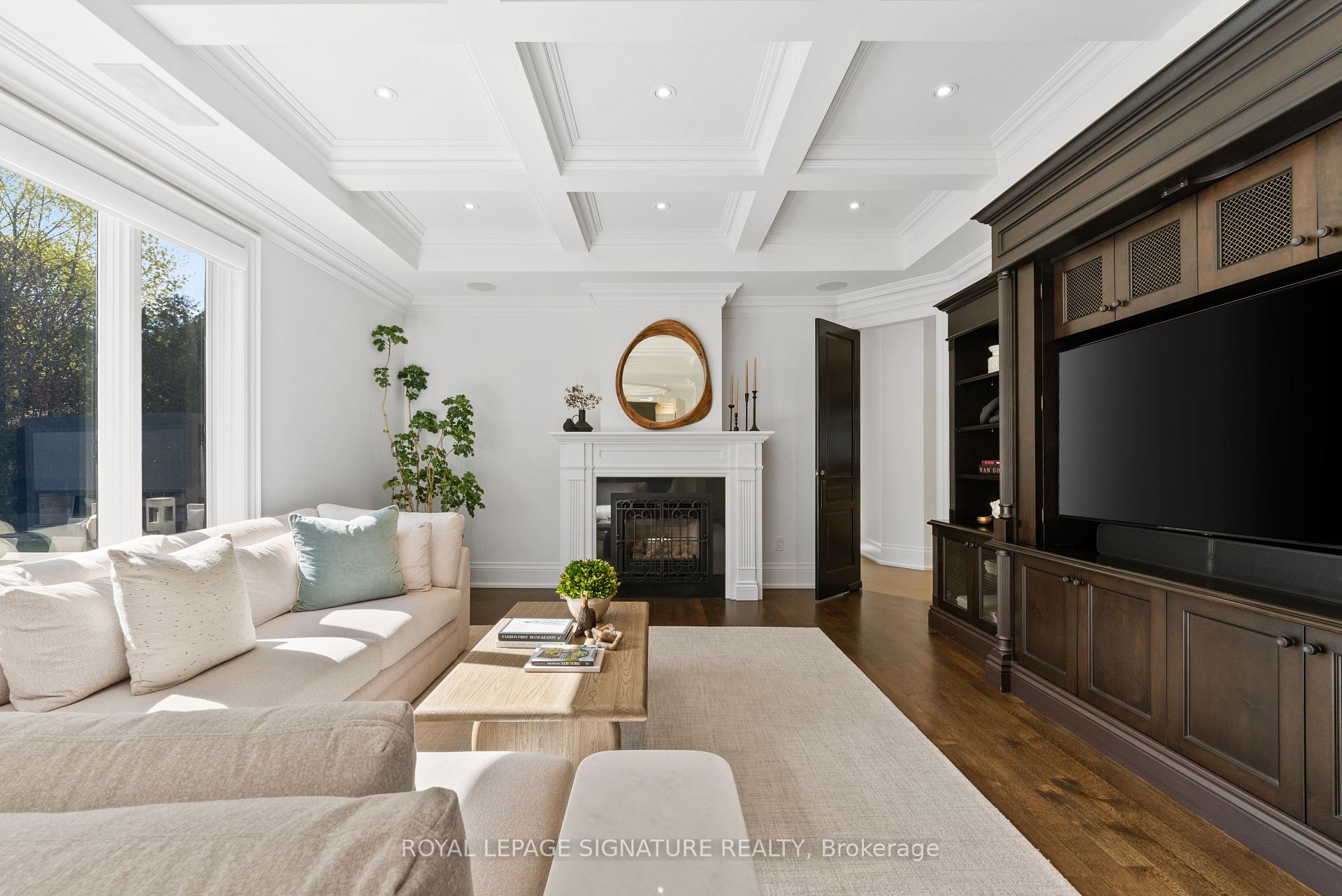 Photo 19 of 2 Spirea Court, Markham, Bayview Glen — HOMEH