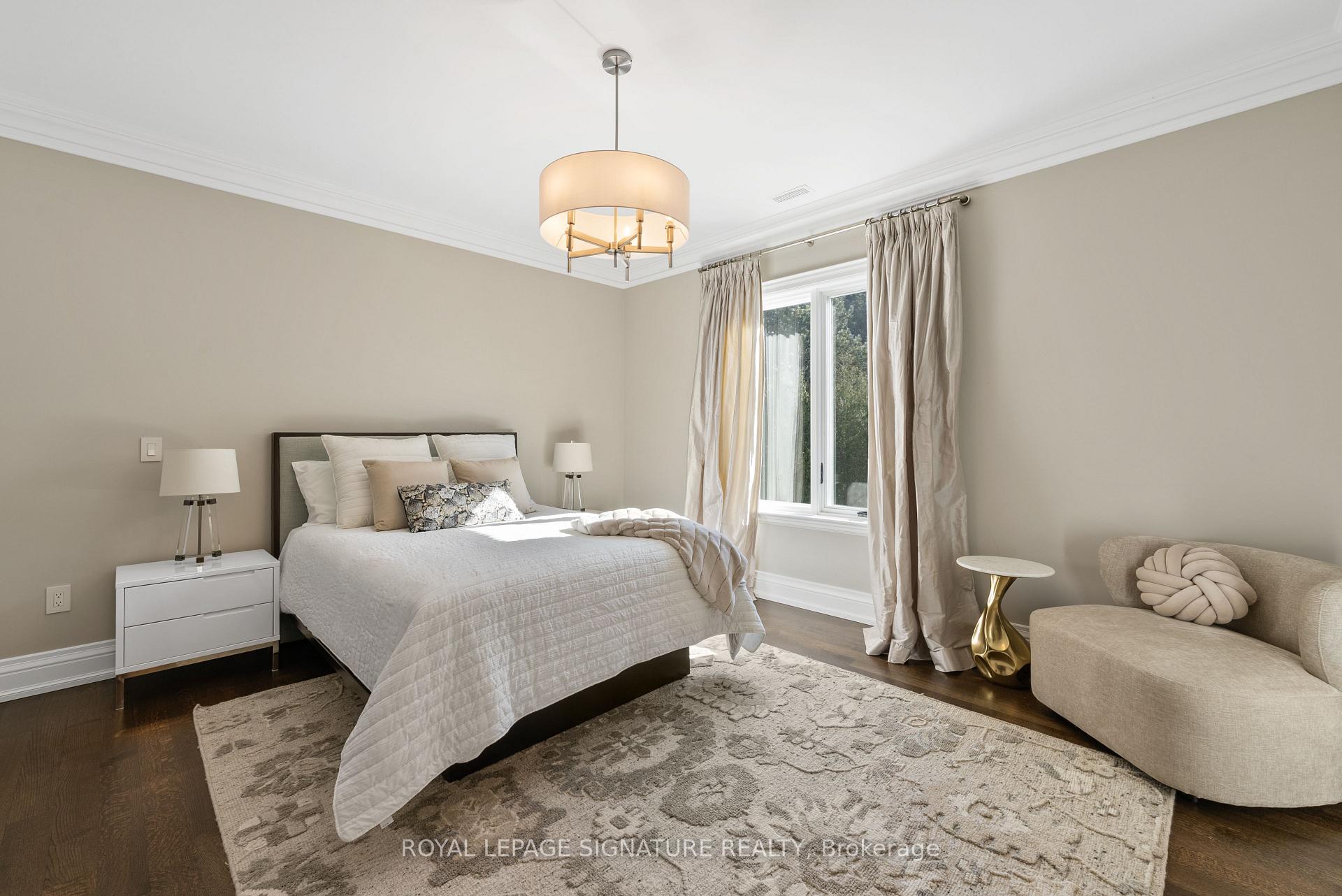 Photo 34 of 2 Spirea Court, Markham, Bayview Glen — HOMEH