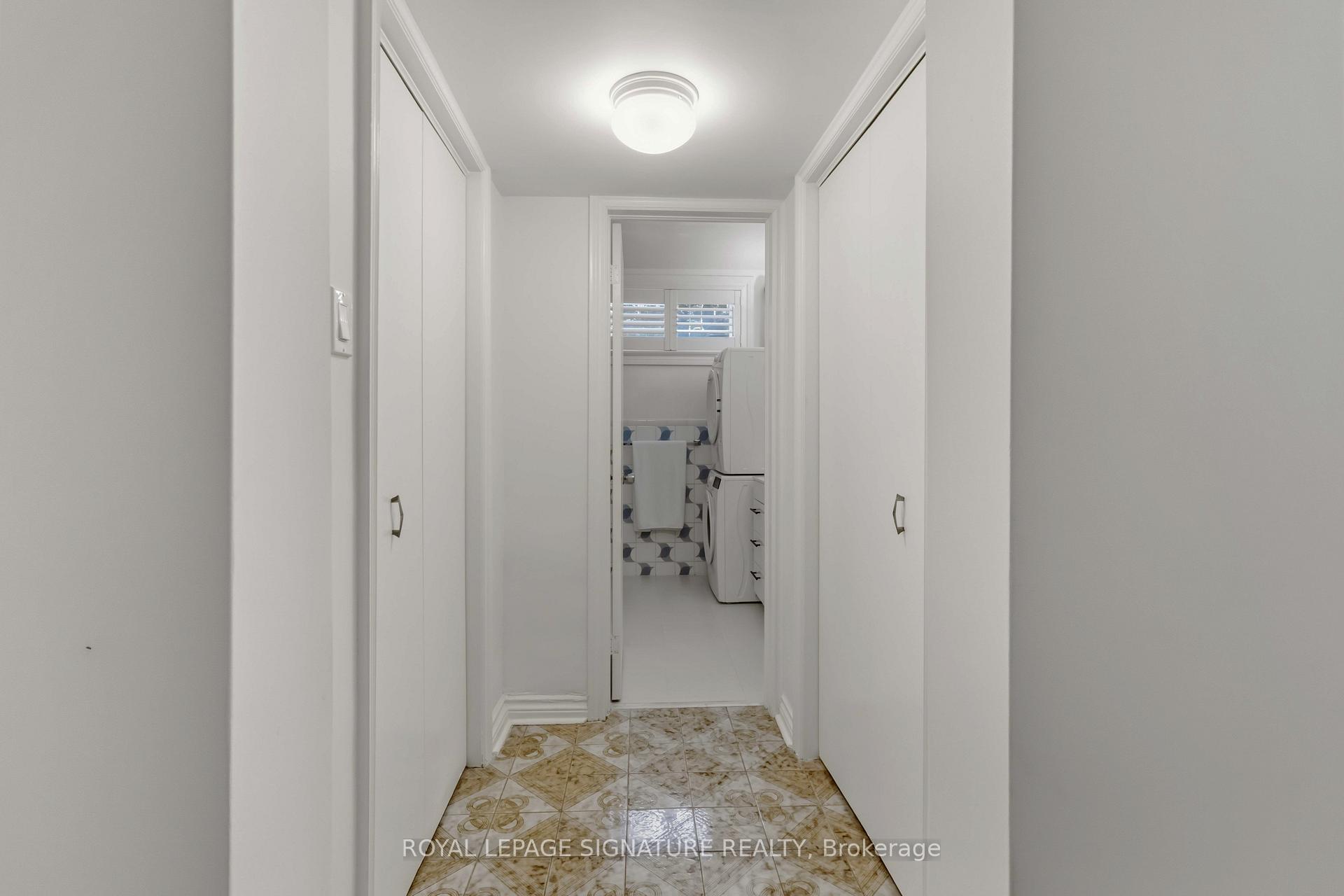 Photo 11 of Unit Lower, 49 Sylvadene Parkway, Vaughan, East Woodbridge — HOMEH