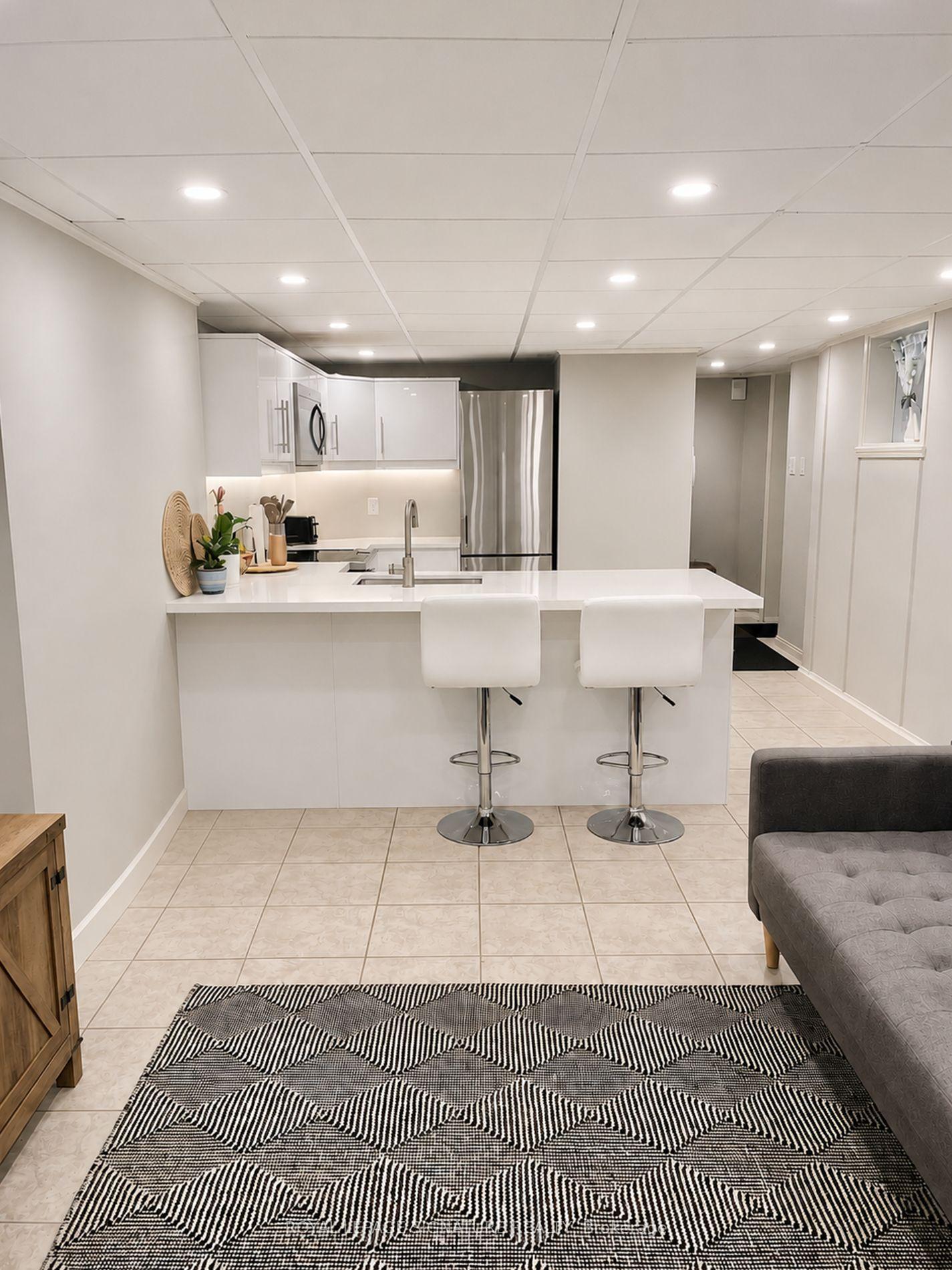 Photo 2 of Unit Lower, 226 Shaw Street, Toronto, Trinity-Bellwoods — HOMEH