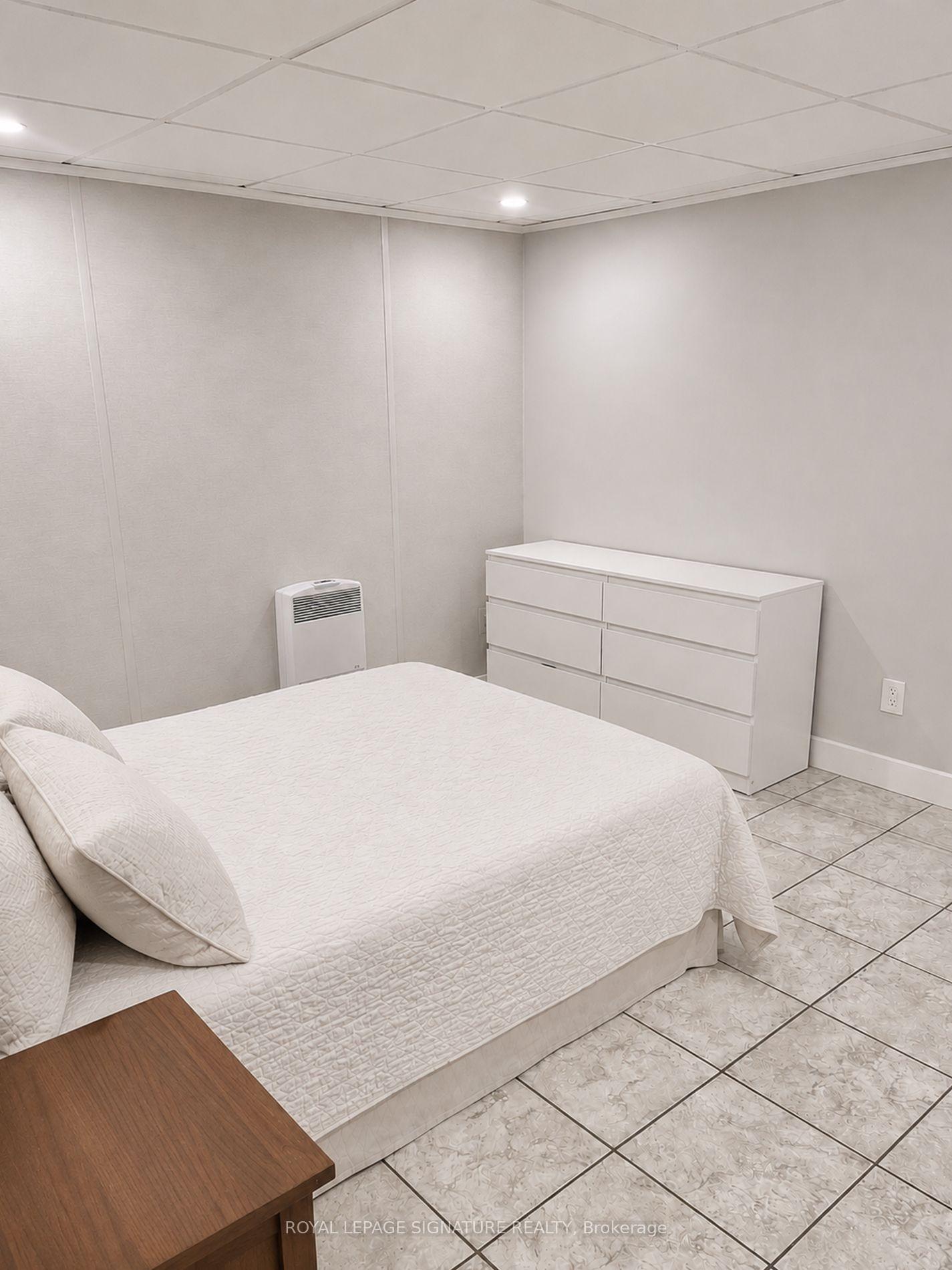 Photo 9 of Unit Lower, 226 Shaw Street, Toronto, Trinity-Bellwoods — HOMEH
