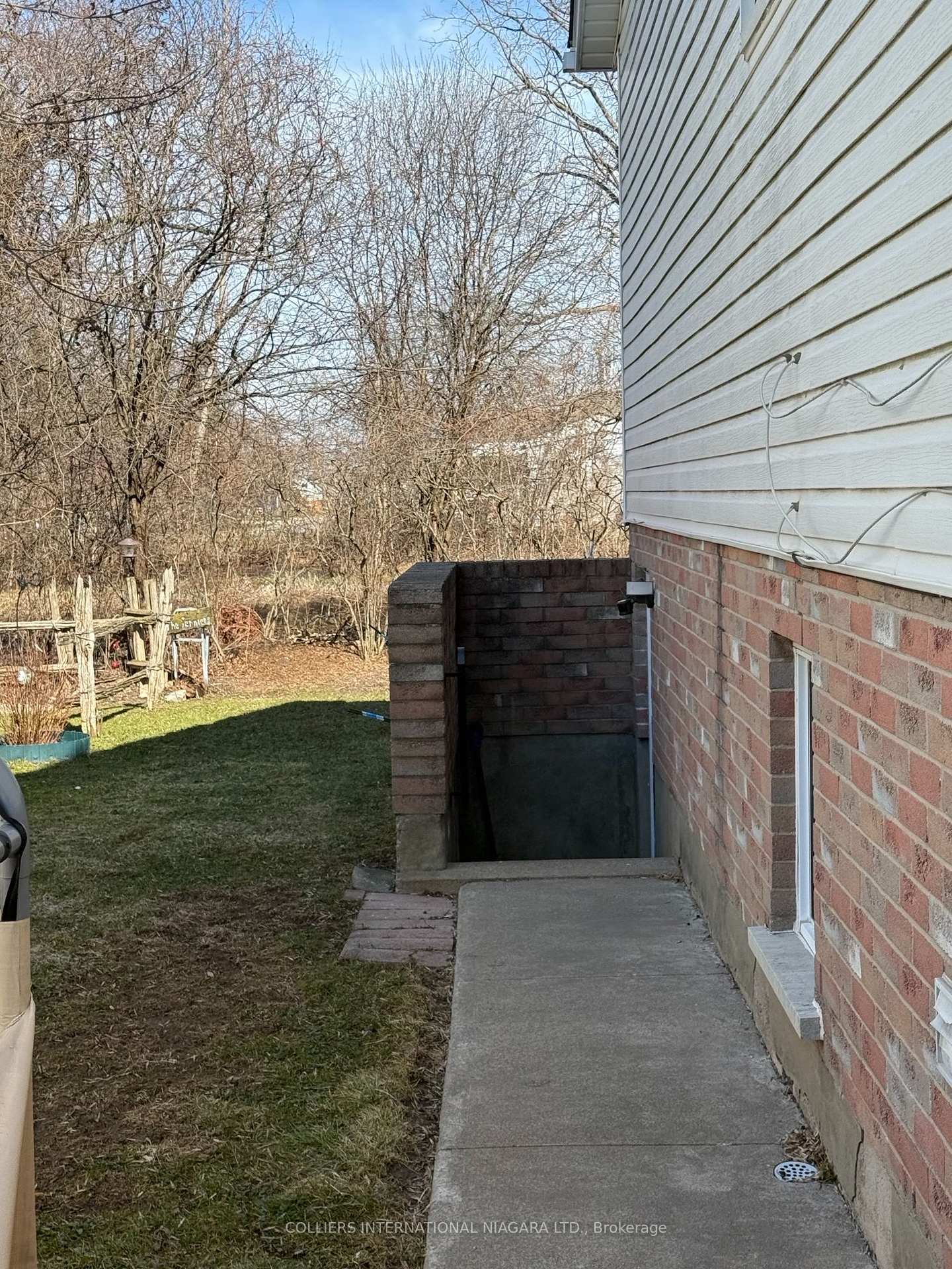 Photo 20 of 7669 Trackview Street, Niagara Falls, Ascot — HOMEH