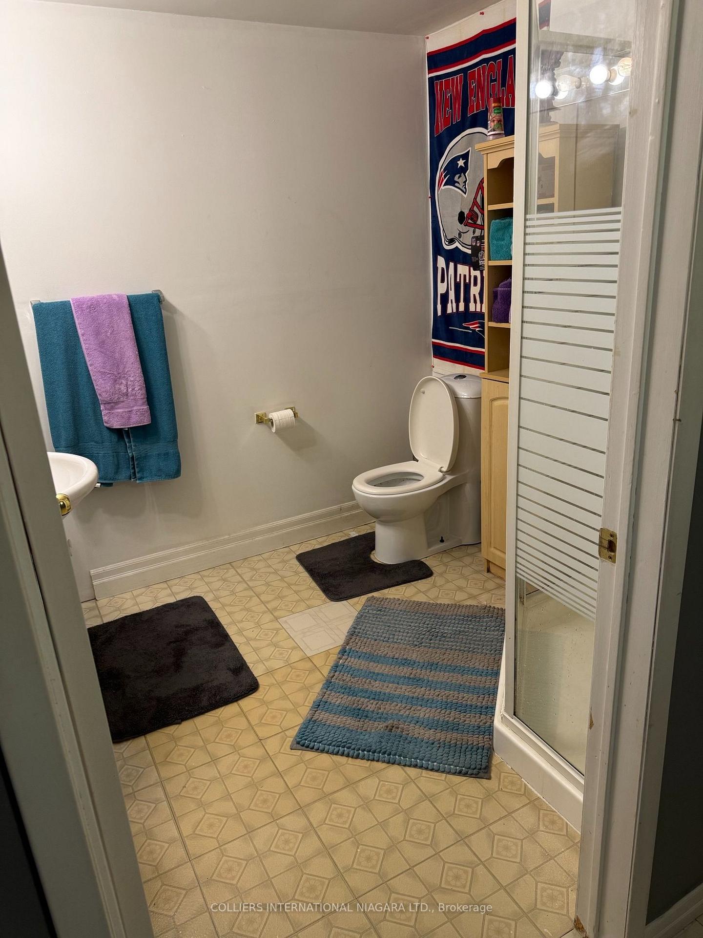 Photo 26 of 7669 Trackview Street, Niagara Falls, Ascot — HOMEH