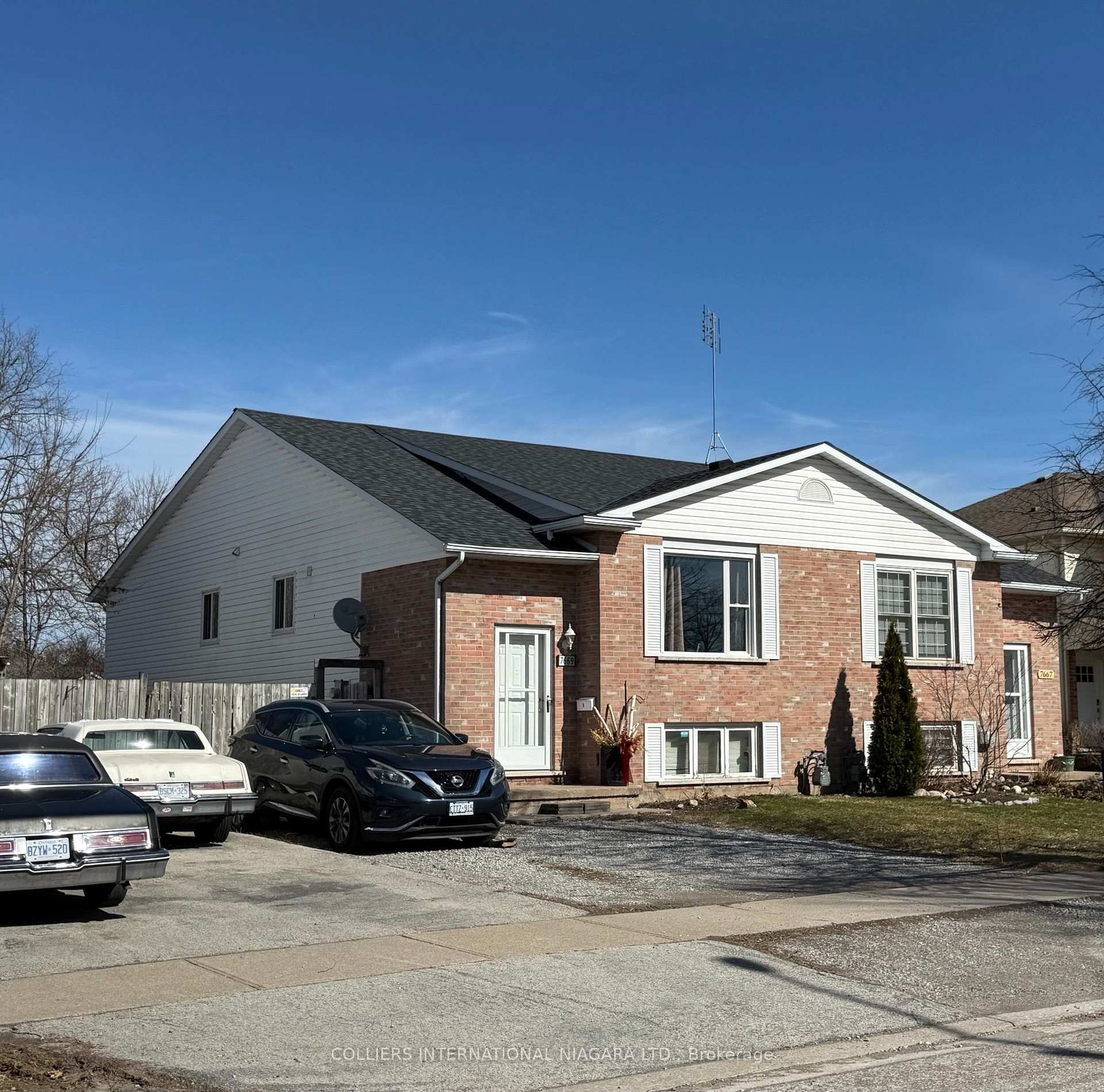 Photo 36 of 7669 Trackview Street, Niagara Falls, Ascot — HOMEH