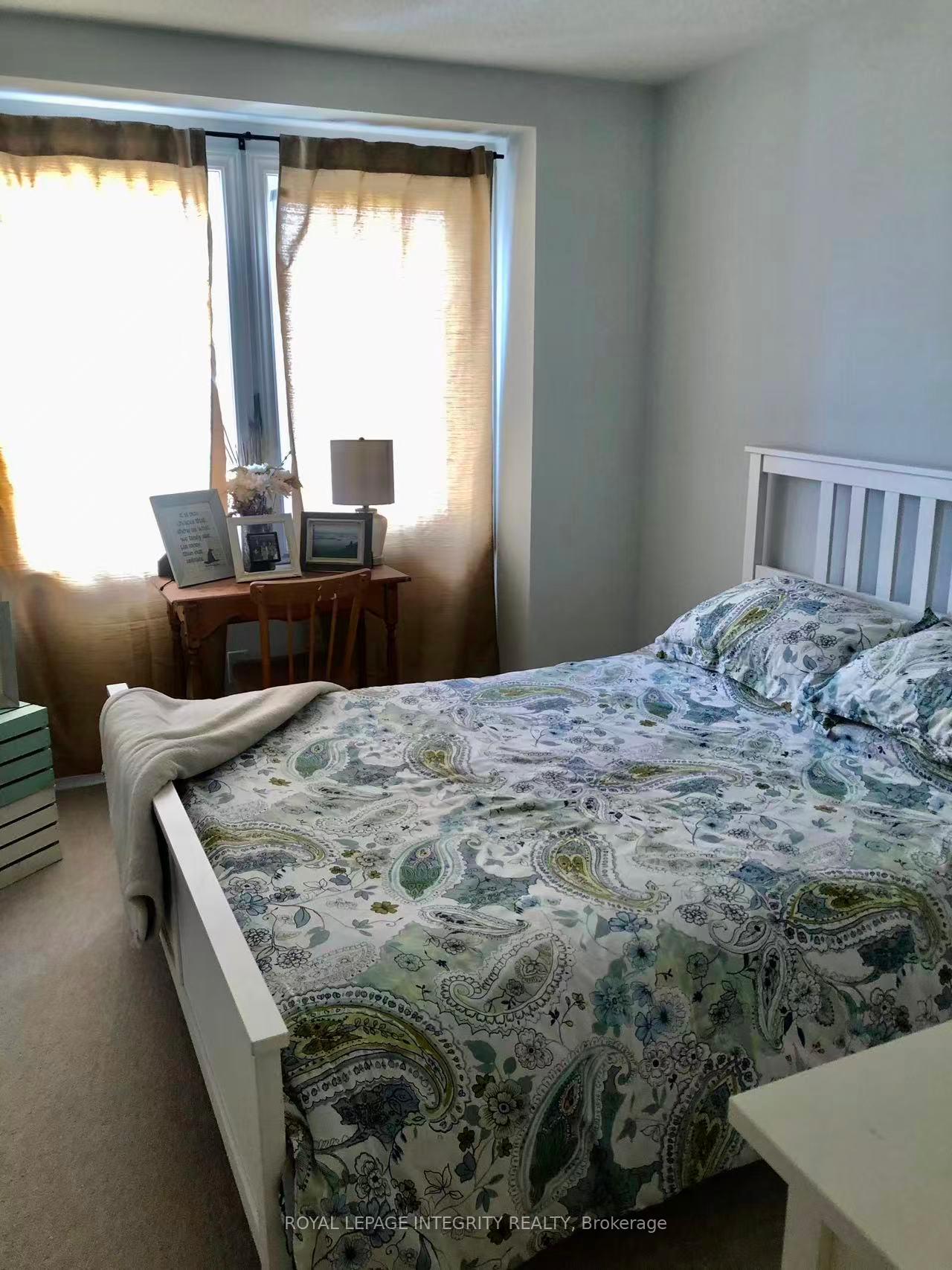 Photo 11 of 307 Pumpkinseed Crescent, Ottawa, Barrhaven - Half Moon Bay — HOMEH