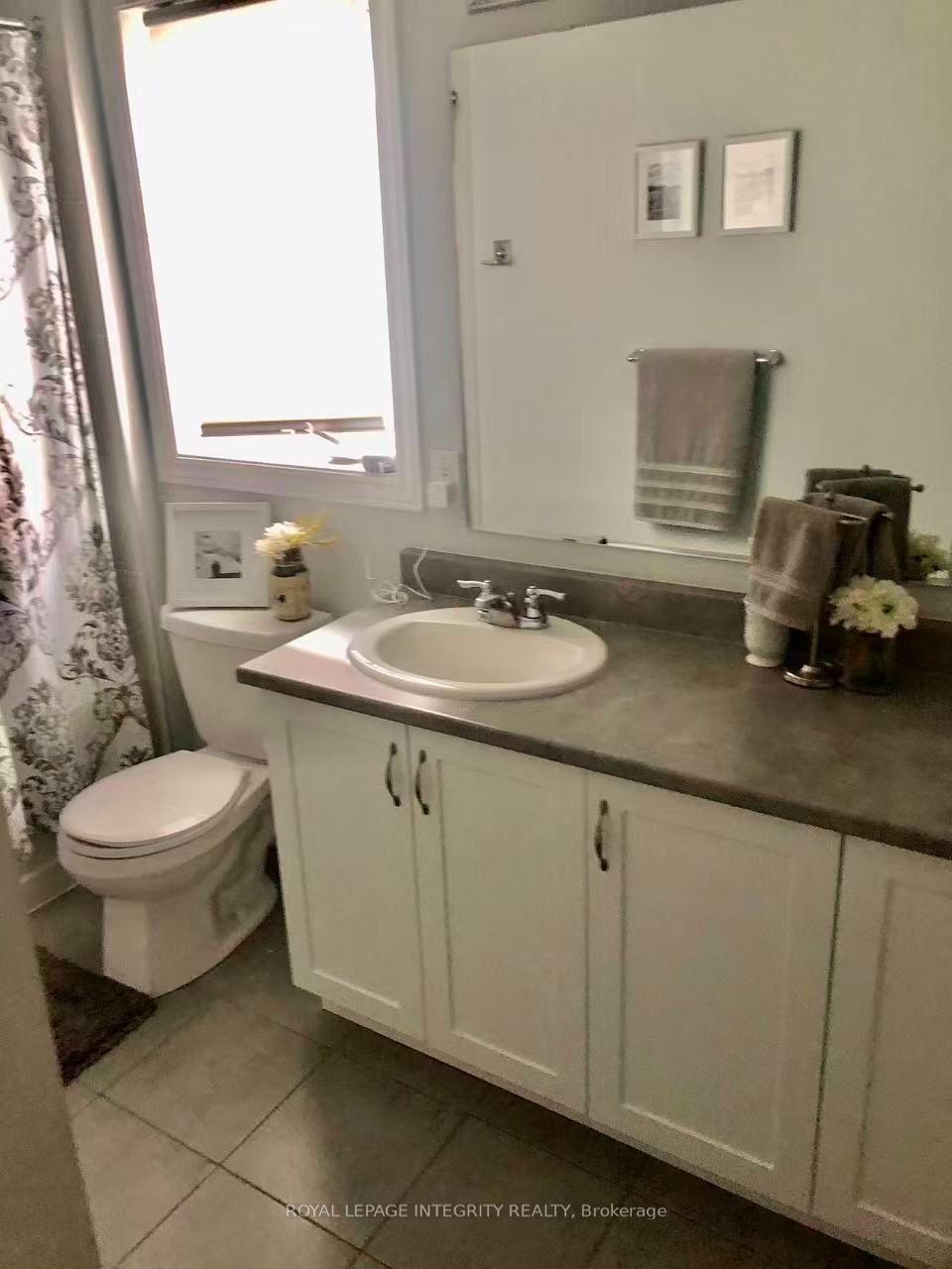 Photo 12 of 307 Pumpkinseed Crescent, Ottawa, Barrhaven - Half Moon Bay — HOMEH