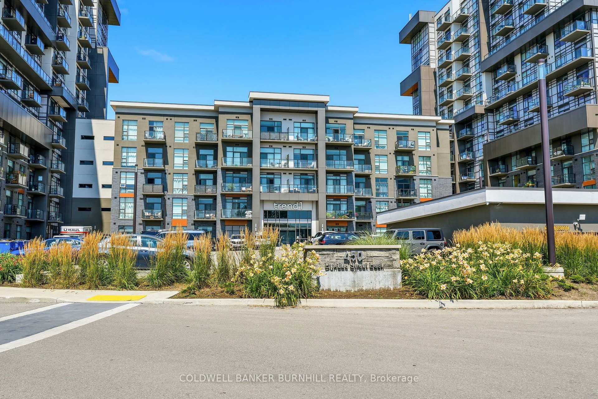 Photo 3 of Unit 309, 450 Dundas Street E, Hamilton, Waterdown — HOMEH