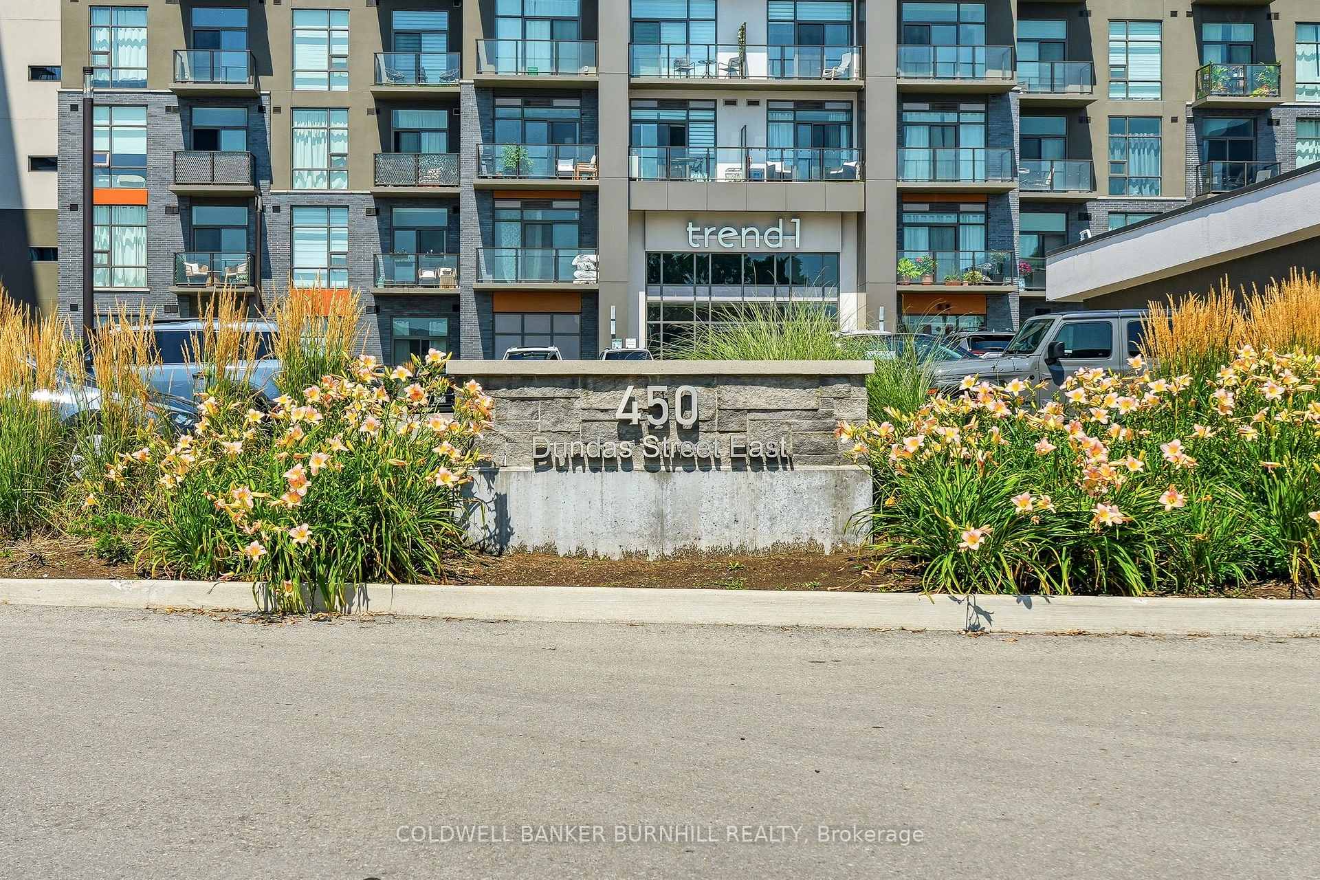 Photo 4 of Unit 309, 450 Dundas Street E, Hamilton, Waterdown — HOMEH