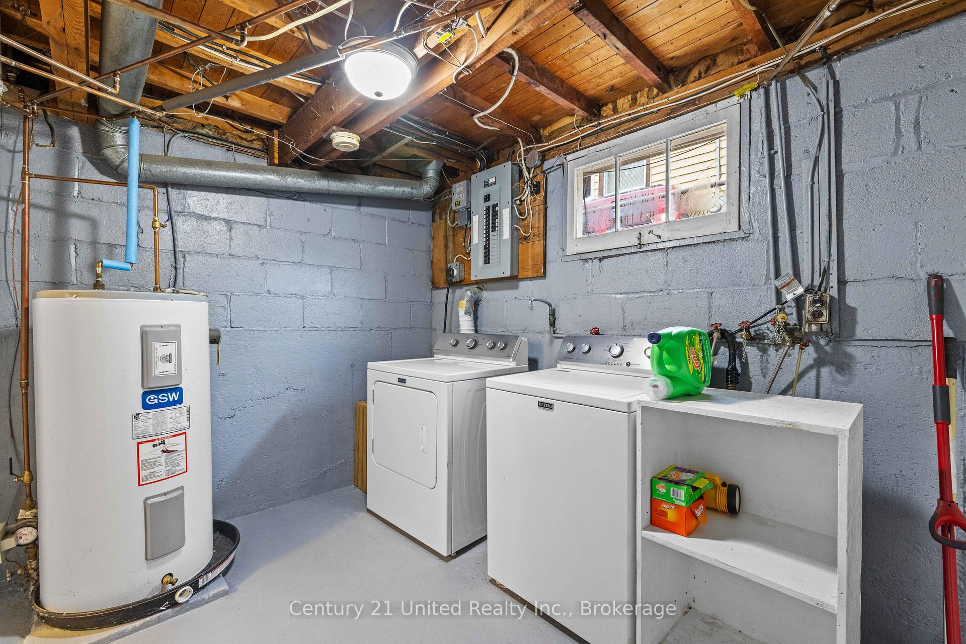 Photo 37 of 516 Glengarry Avenue, Peterborough, Northcrest Ward 5 — HOMEH