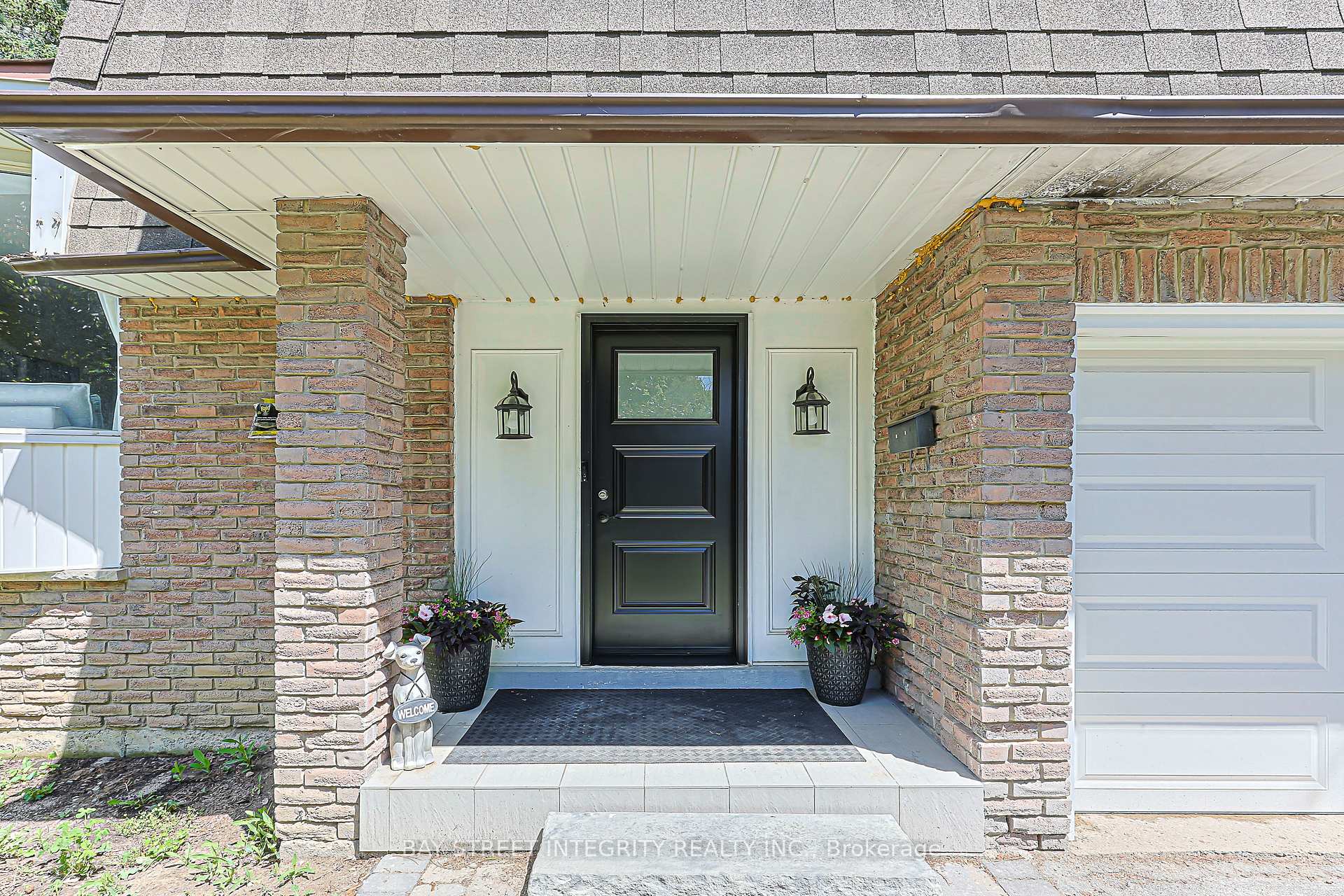 Photo 3 of 81 Dawn Hill Trail, Markham, Bayview Fairway-Bayview Country Club Estates — HOMEH