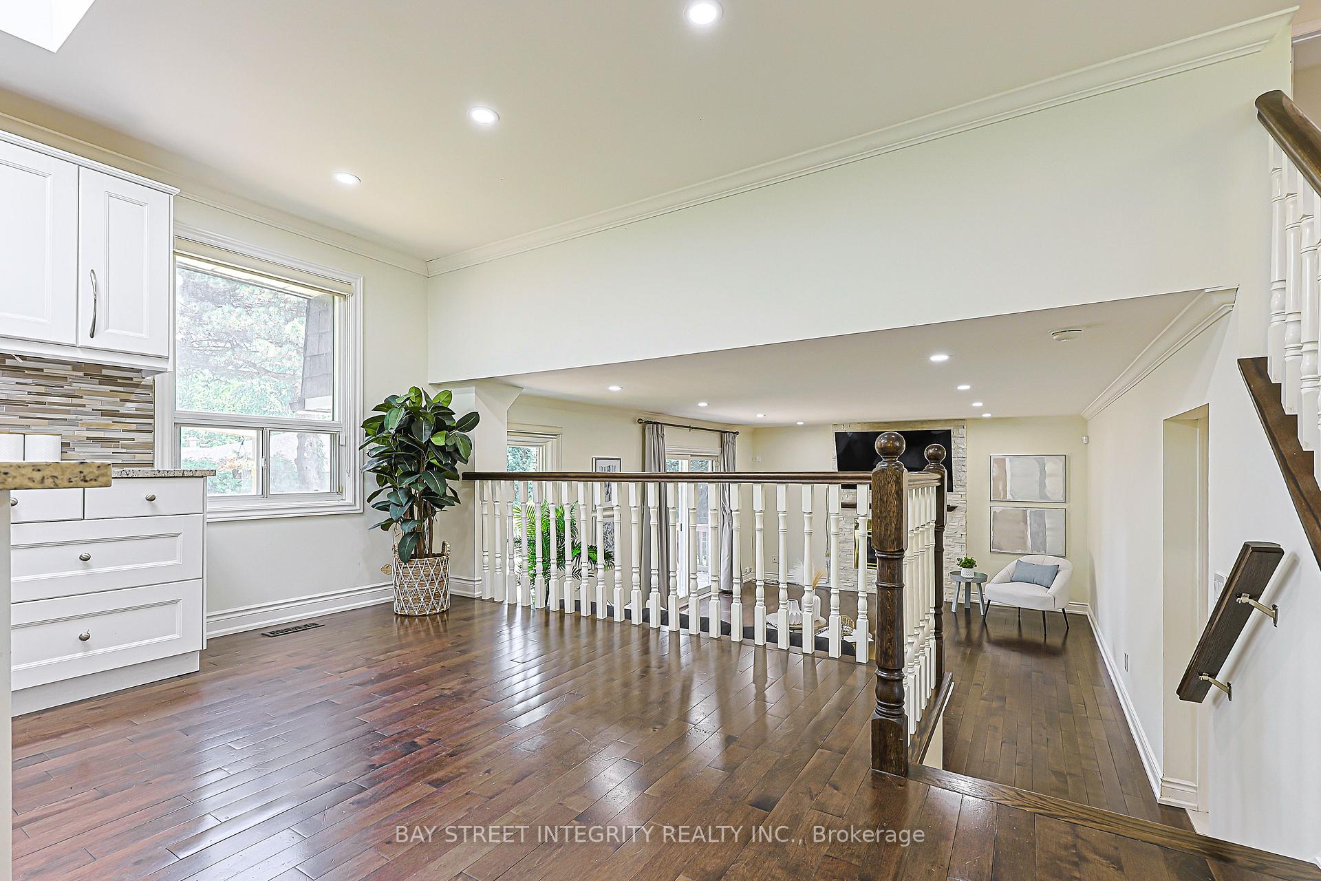 Photo 19 of 81 Dawn Hill Trail, Markham, Bayview Fairway-Bayview Country Club Estates — HOMEH