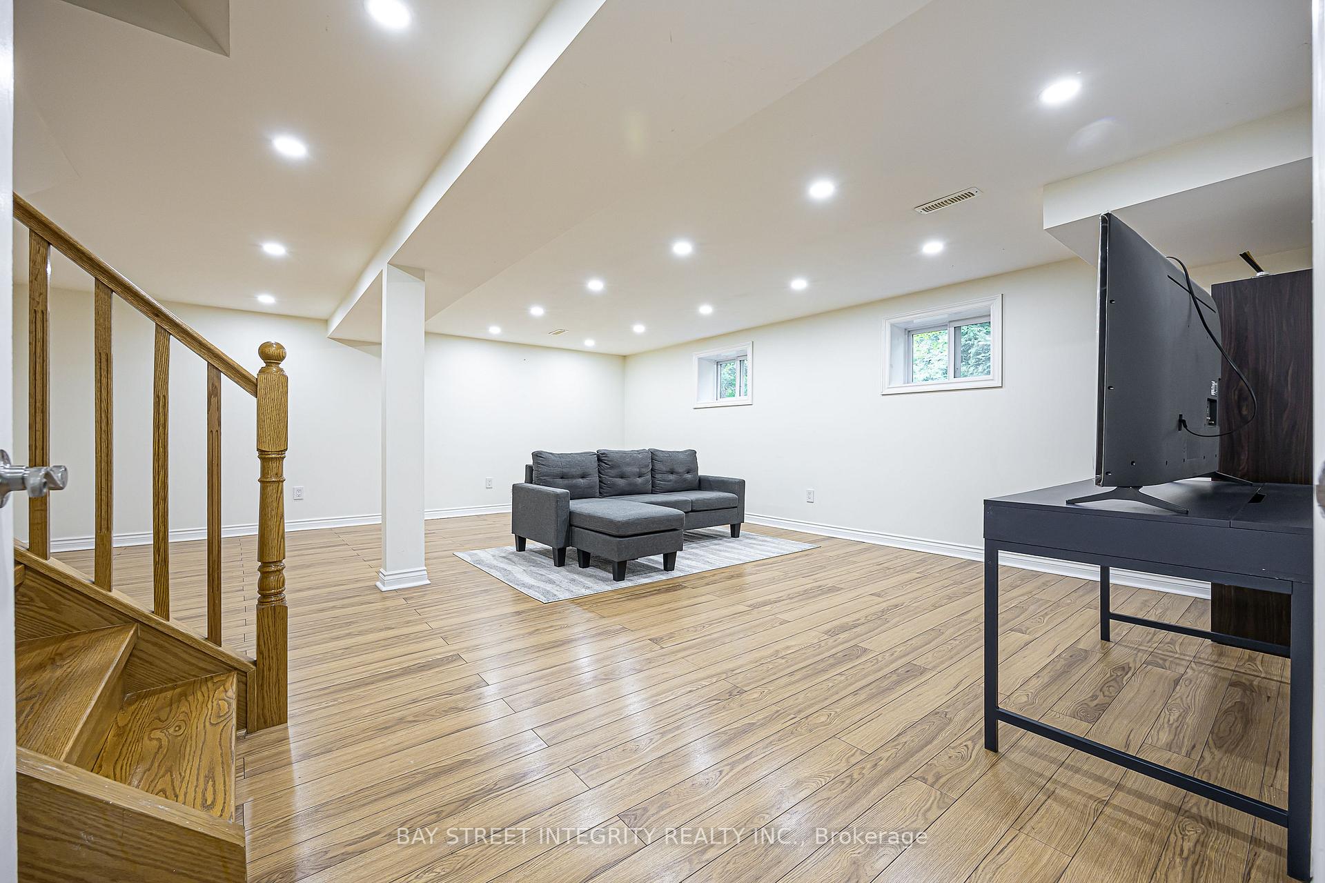 Photo 34 of 81 Dawn Hill Trail, Markham, Bayview Fairway-Bayview Country Club Estates — HOMEH
