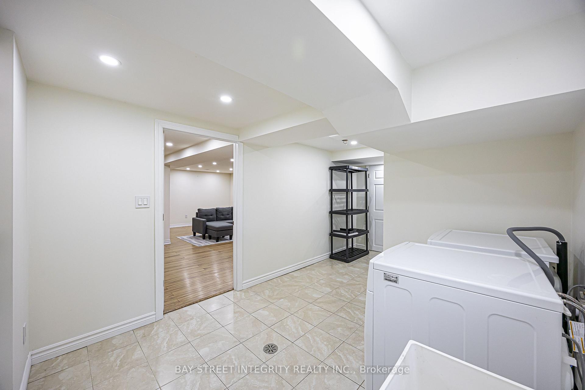 Photo 37 of 81 Dawn Hill Trail, Markham, Bayview Fairway-Bayview Country Club Estates — HOMEH