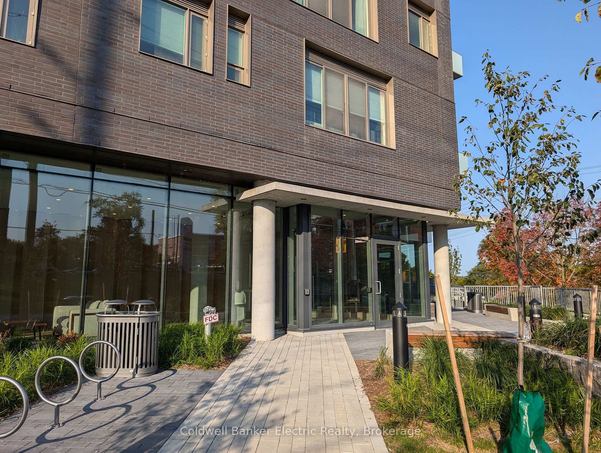 Photo of Unit 802, 195 Hunter Street E