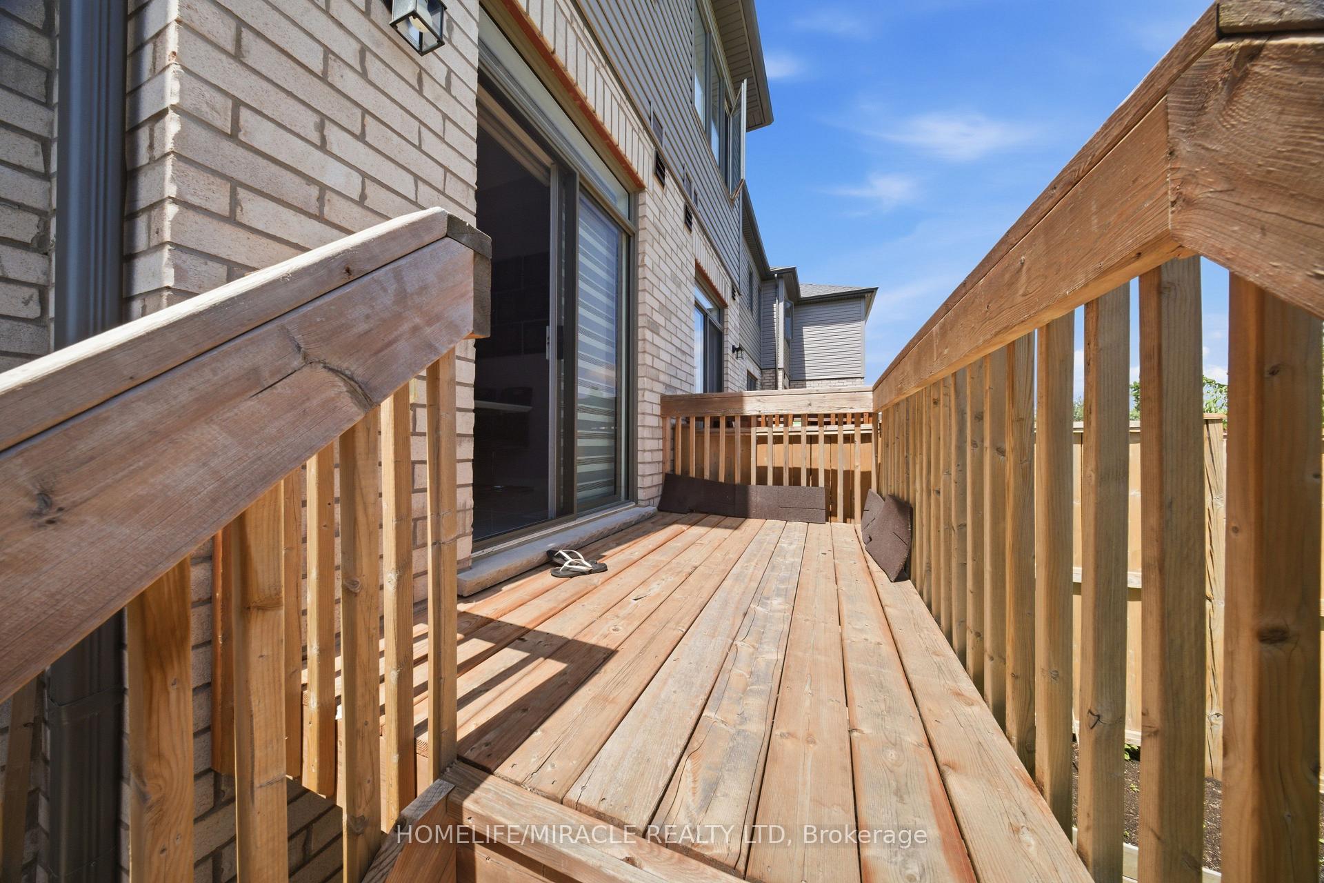 Photo 24 of Unit 32, 166 Deerpath Drive, Guelph, Willow West/Sugarbush/West Acres — HOMEH