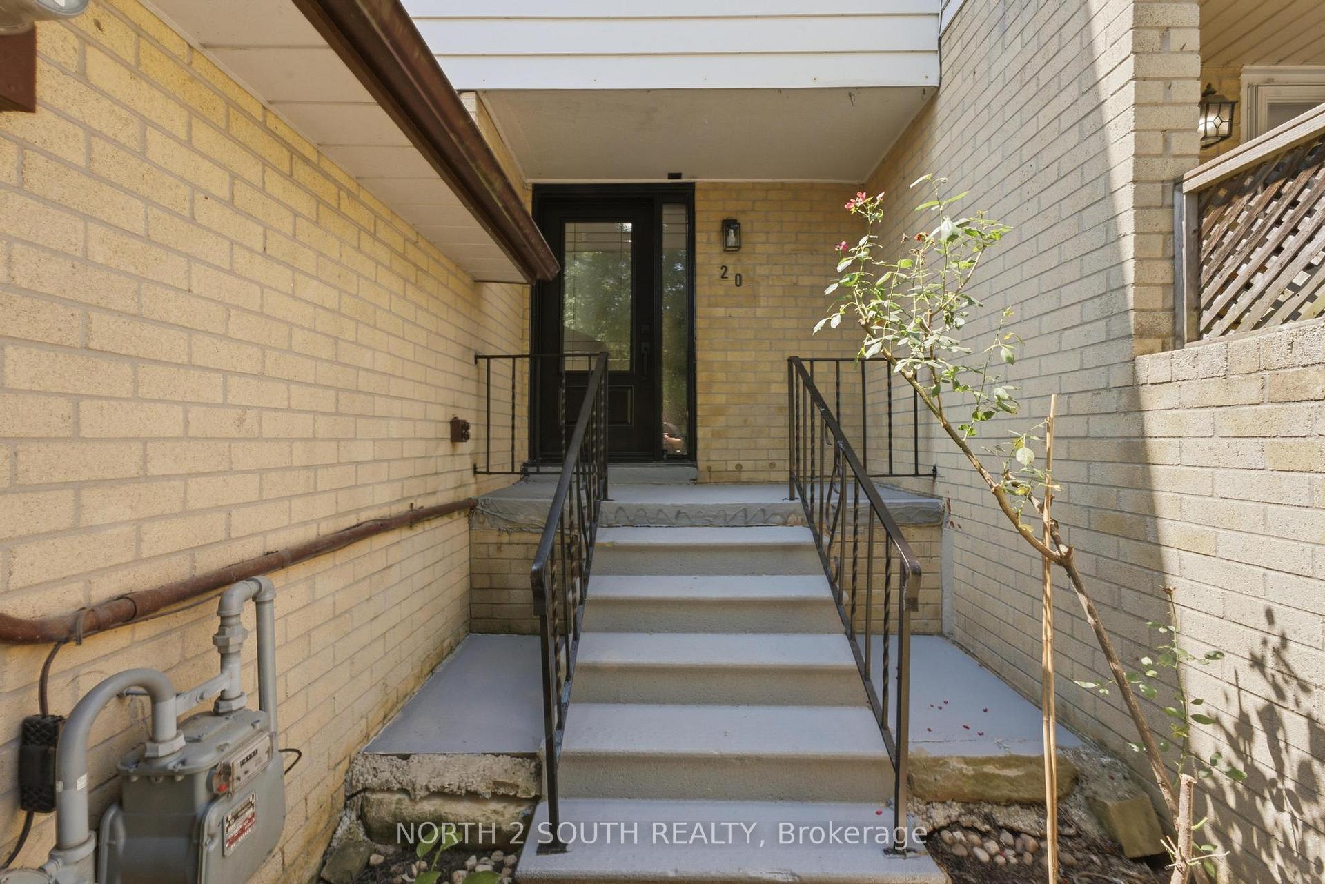 Photo 2 of 20 Gledhill Crescent, Hamilton, Gourley — HOMEH