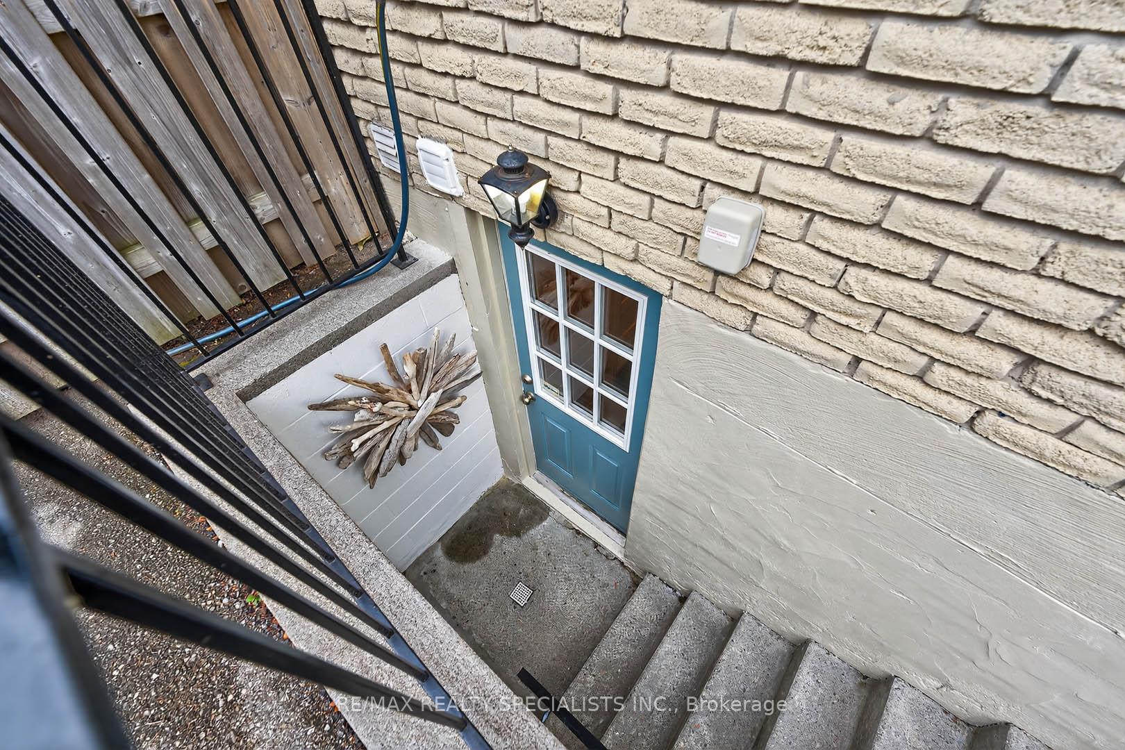 Photo 6 of Unit Lower, 1912 Bonnymede Drive, Mississauga, Clarkson — HOMEH
