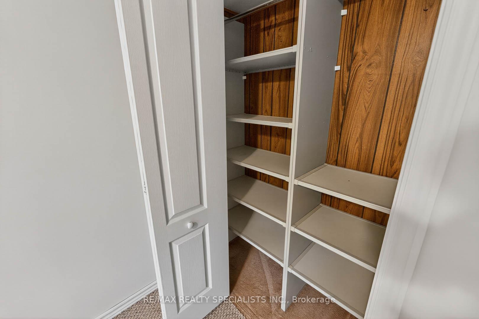 Photo 26 of Unit Lower, 1912 Bonnymede Drive, Mississauga, Clarkson — HOMEH