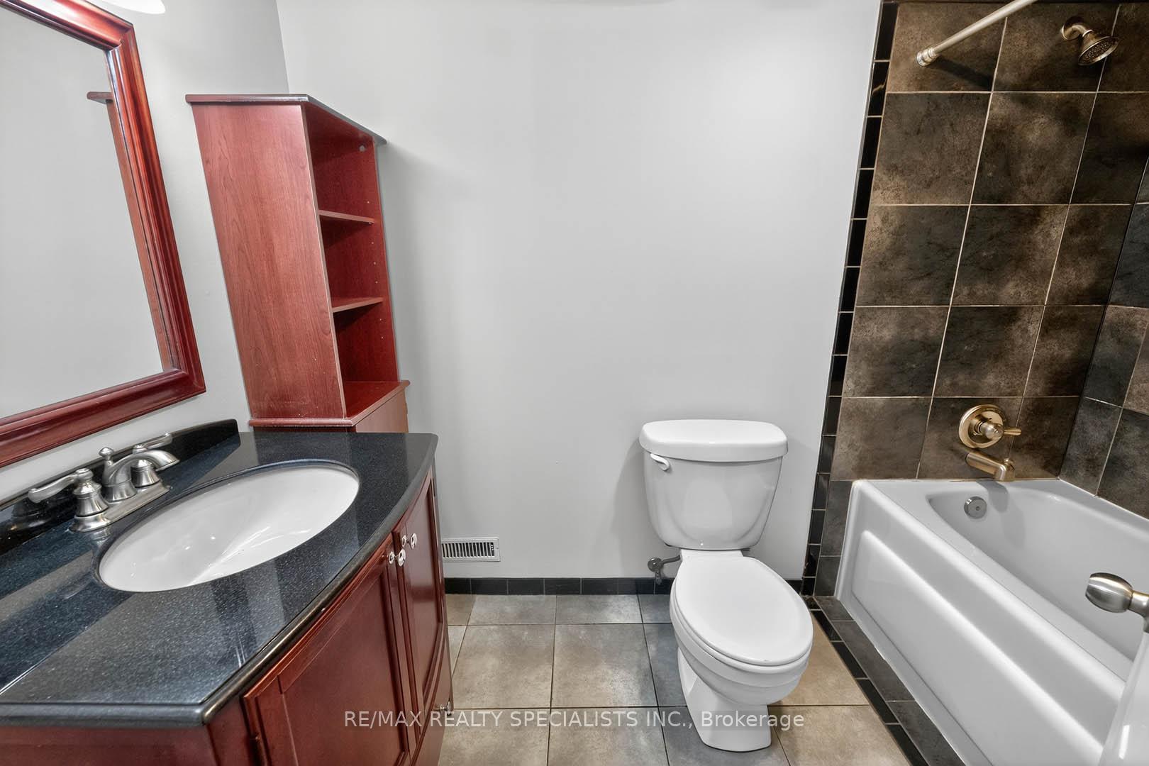 Photo 28 of Unit Lower, 1912 Bonnymede Drive, Mississauga, Clarkson — HOMEH