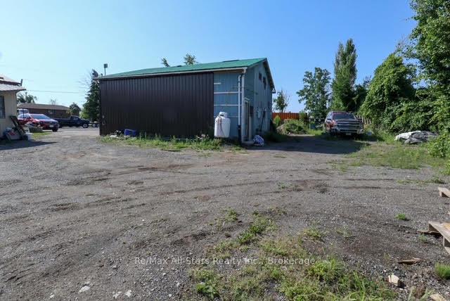 Photo 5 of 4175 Highway 35 N, Kawartha Lakes, Fenelon — HOMEH