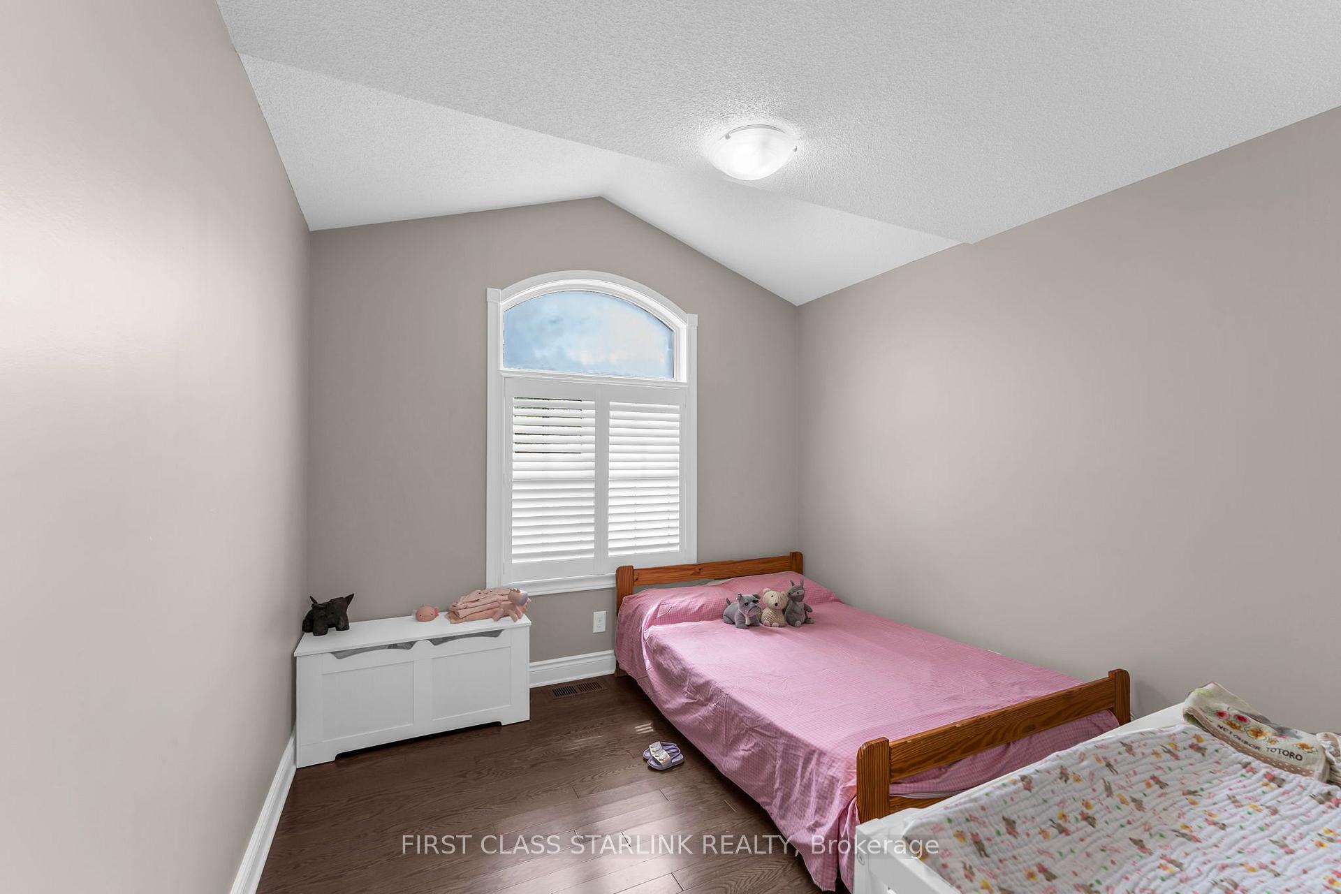 Photo 3 of 1740 Reginald Bart Drive, Kingston, Kingston East (Incl Barret Crt) — HOMEH