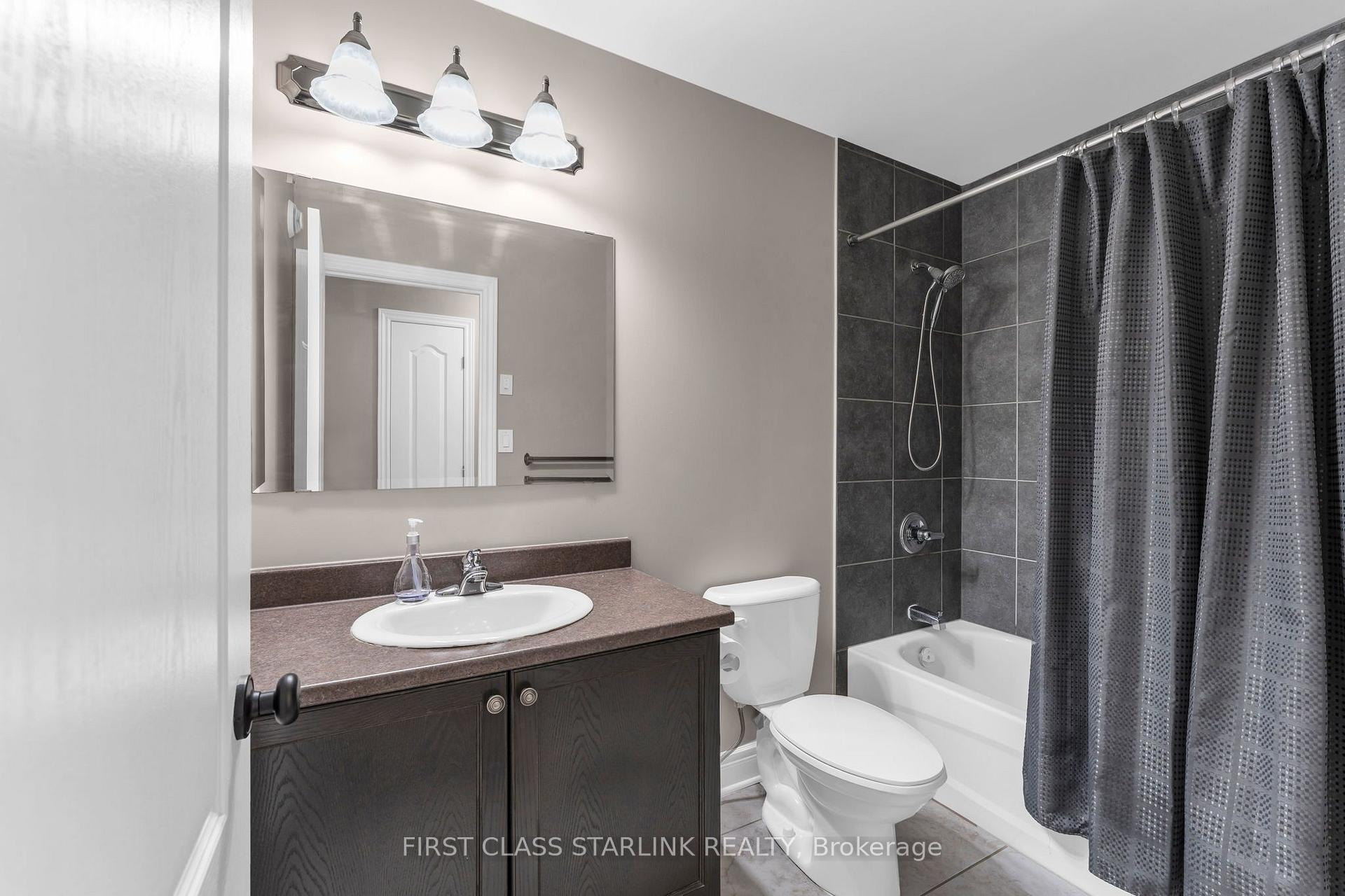 Photo 5 of 1740 Reginald Bart Drive, Kingston, Kingston East (Incl Barret Crt) — HOMEH