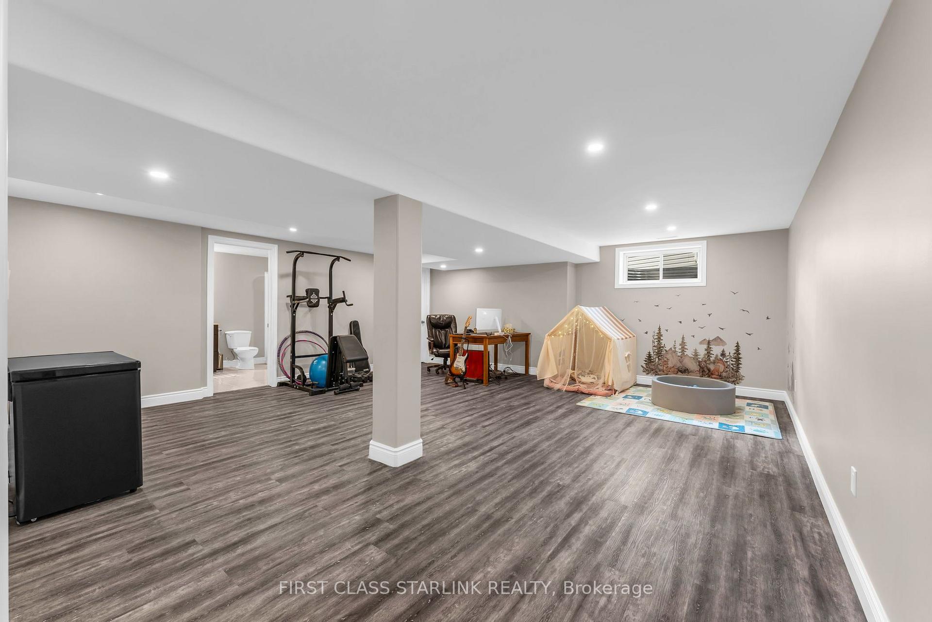 Photo 7 of 1740 Reginald Bart Drive, Kingston, Kingston East (Incl Barret Crt) — HOMEH