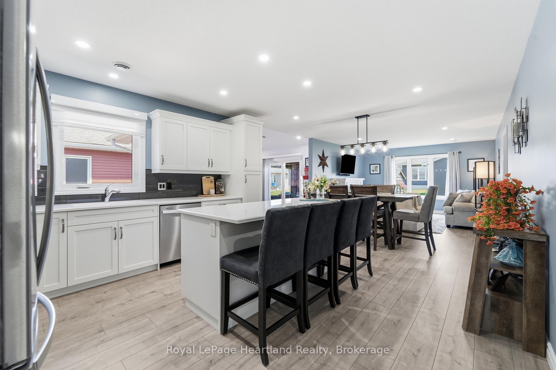 Photo 6 of 237 Lake Breeze Drive, Ashfield-Colborne-Wawanosh, Colborne — HOMEH