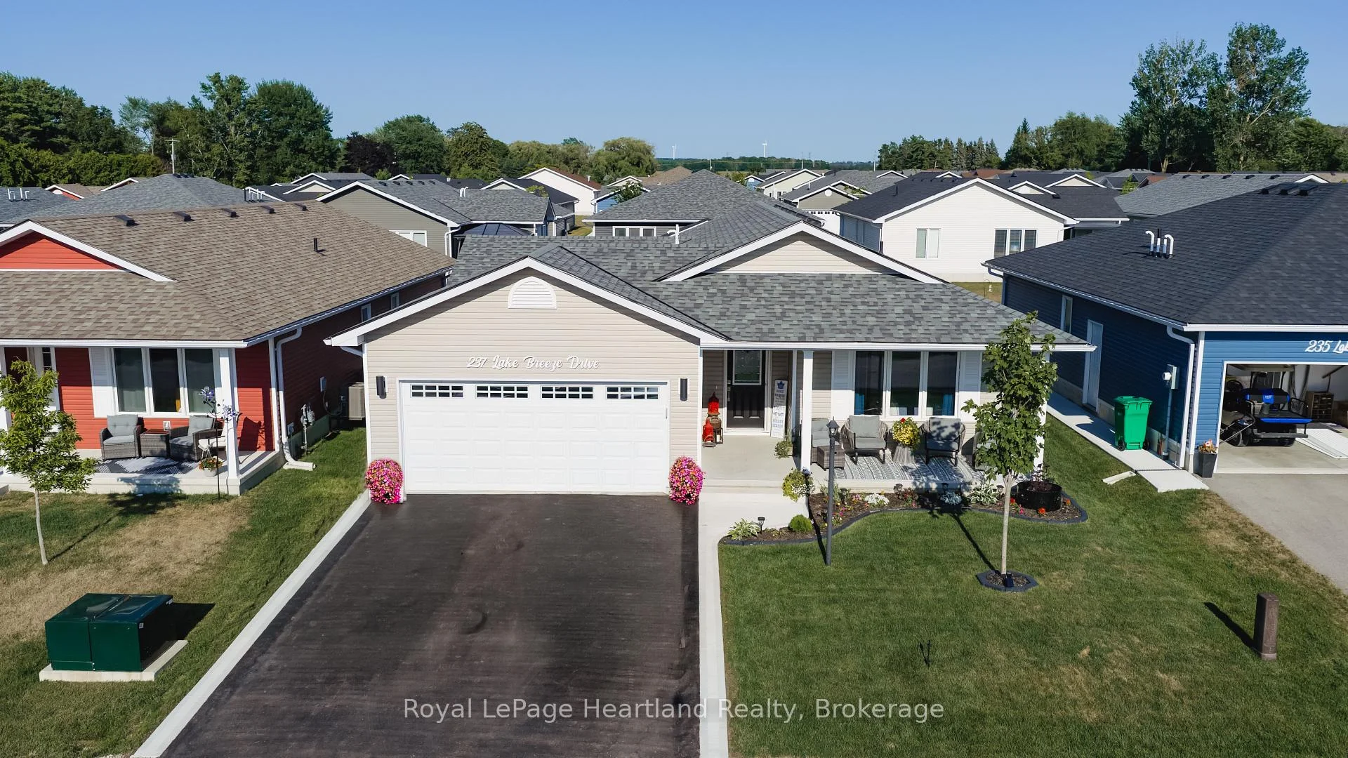 Photo 4 of 237 Lake Breeze Drive, Ashfield-Colborne-Wawanosh, Colborne — HOMEH