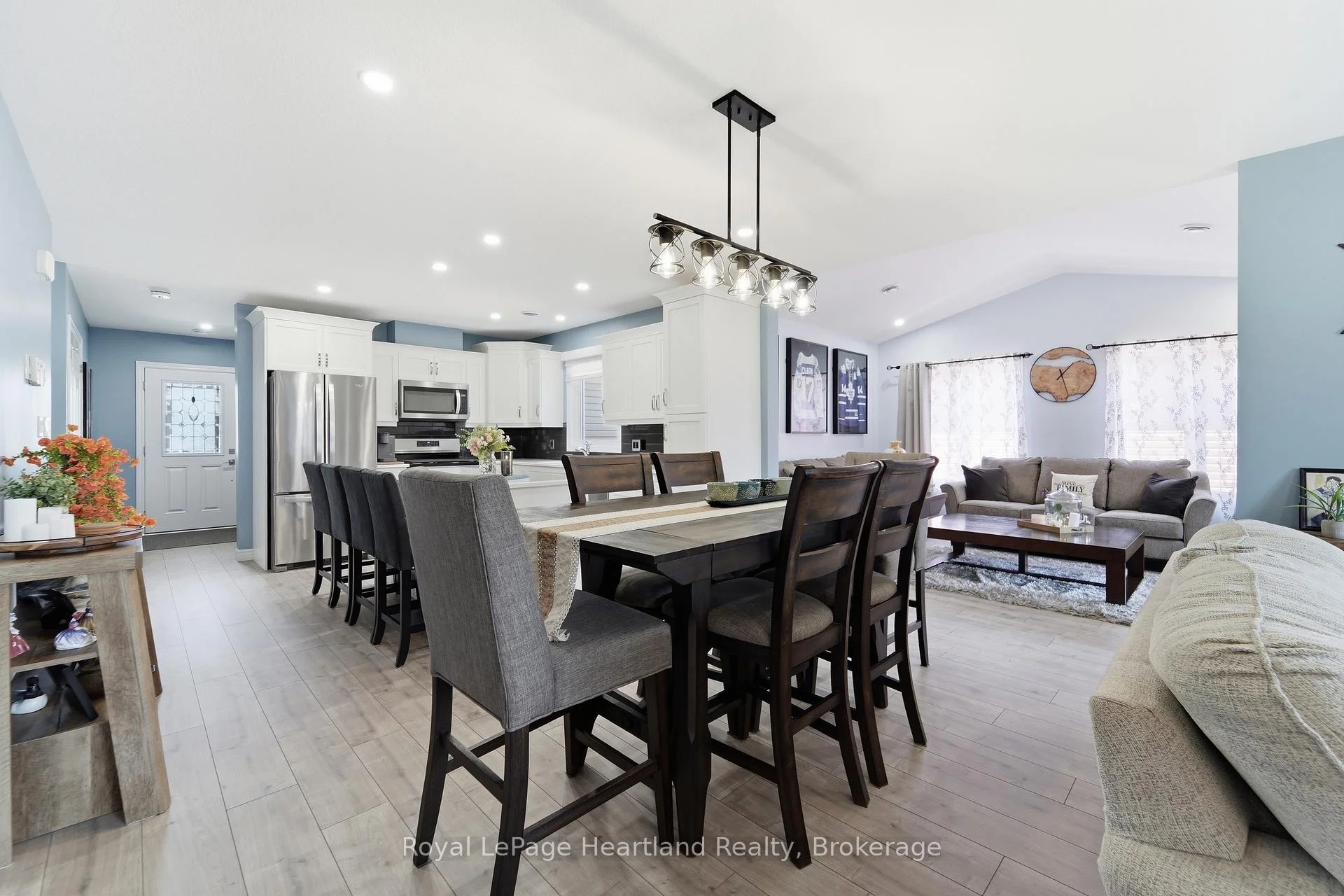 Photo 13 of 237 Lake Breeze Drive, Ashfield-Colborne-Wawanosh, Colborne — HOMEH