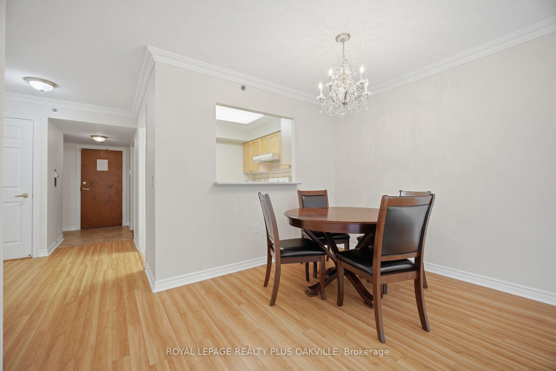 Photo 17 of Unit 1406, 100 Burloak Drive, Burlington, Appleby — HOMEH