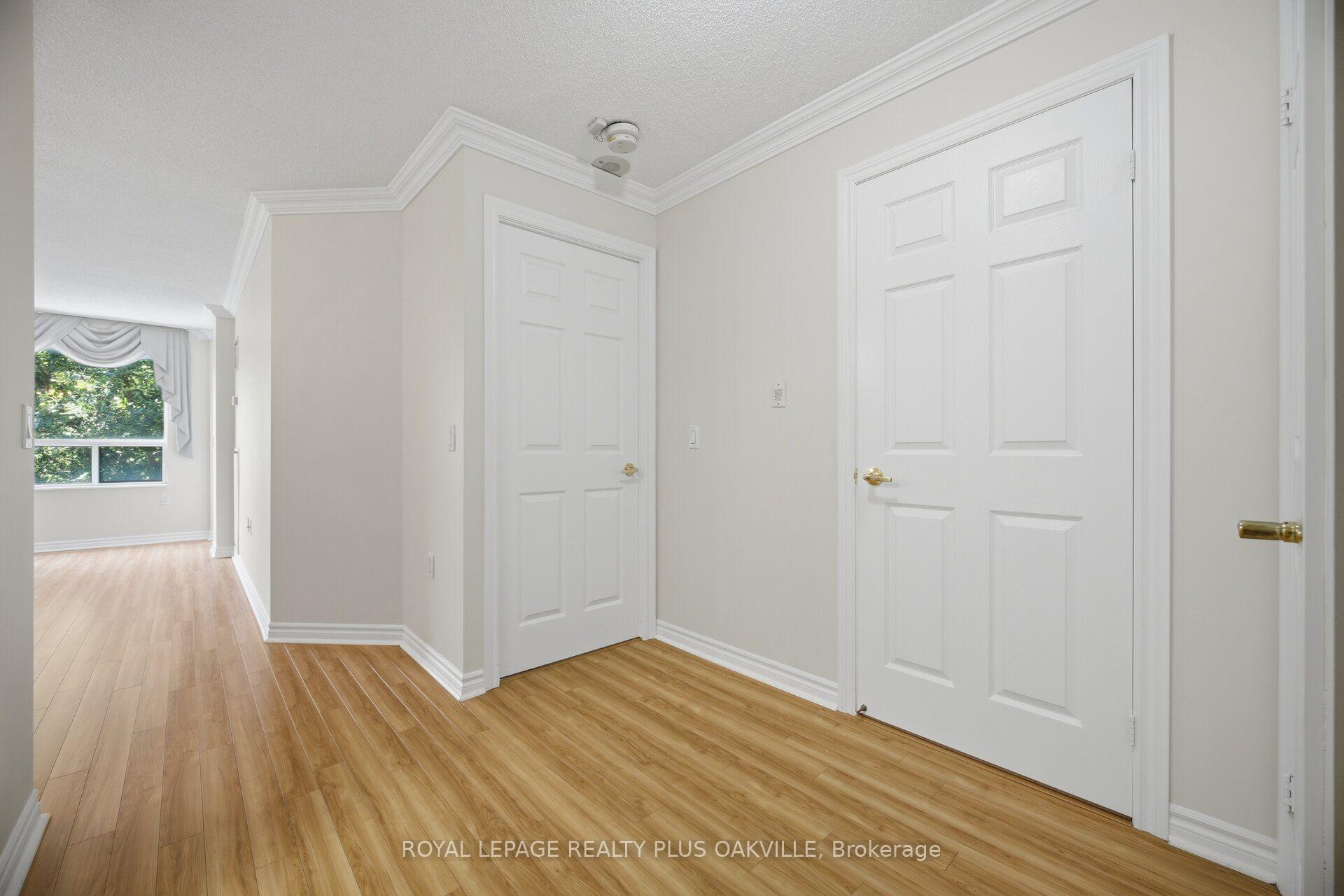 Photo 28 of Unit 1406, 100 Burloak Drive, Burlington, Appleby — HOMEH
