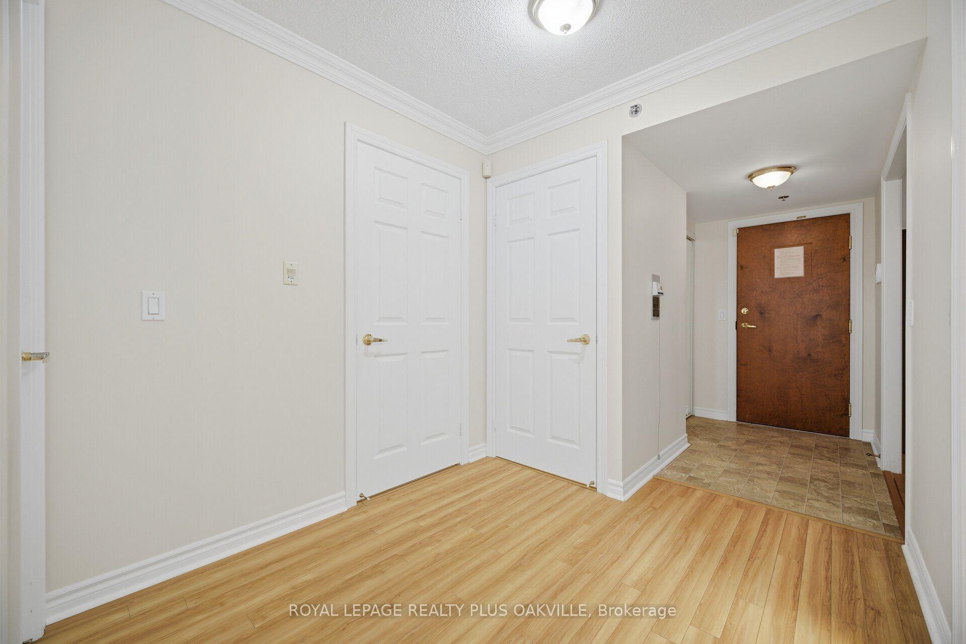 Photo 29 of Unit 1406, 100 Burloak Drive, Burlington, Appleby — HOMEH