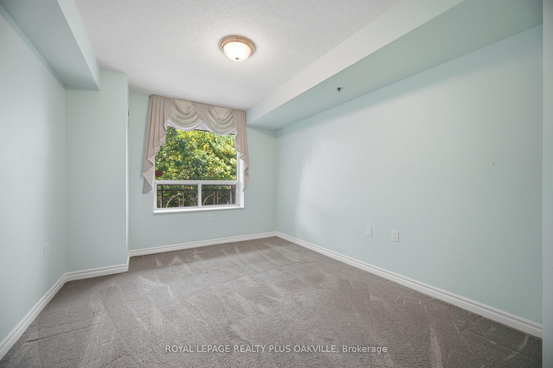 Photo 31 of Unit 1406, 100 Burloak Drive, Burlington, Appleby — HOMEH