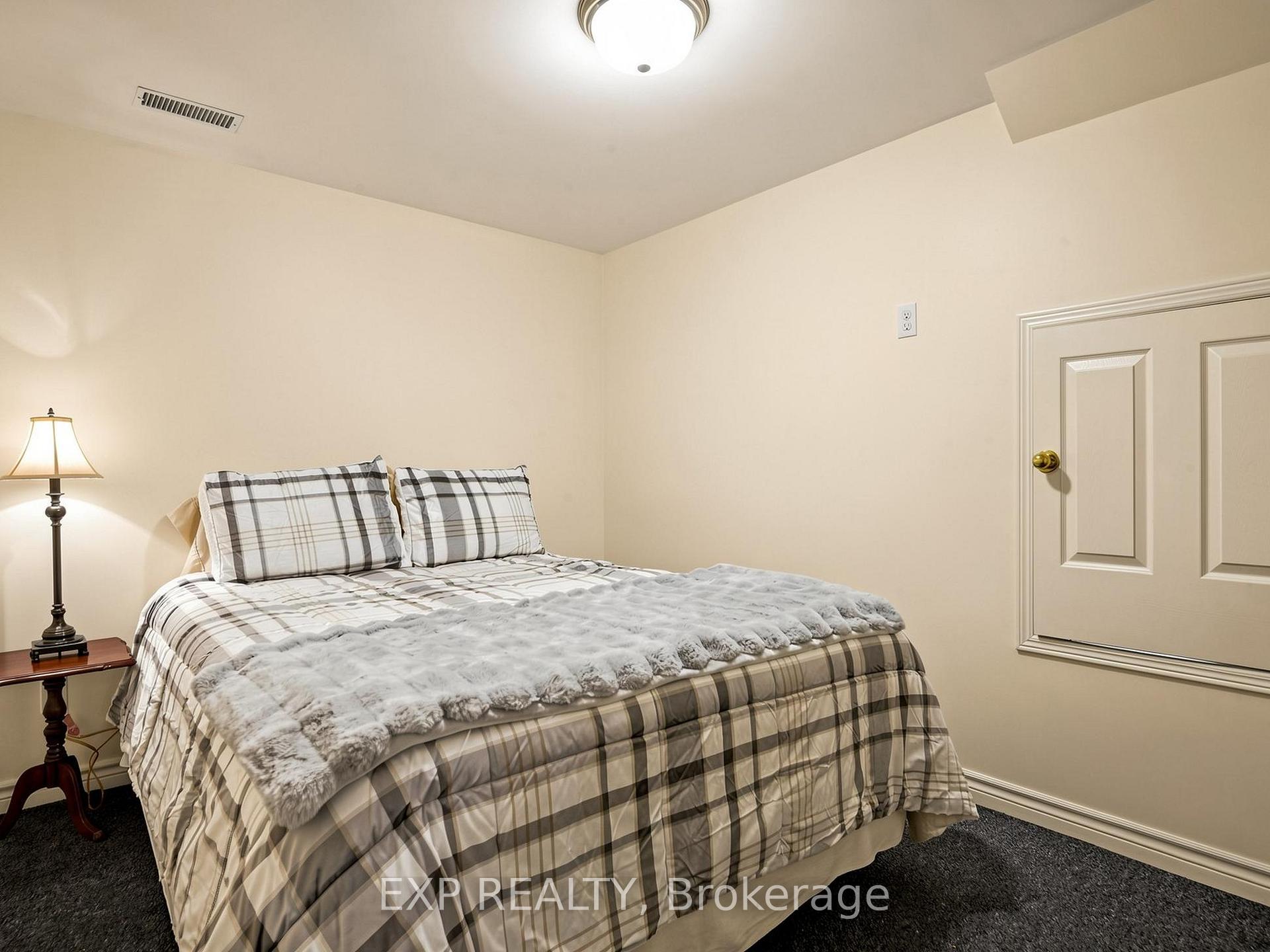 Photo 34 of 37 Brightbay Crescent, Markham, Grandview — HOMEH